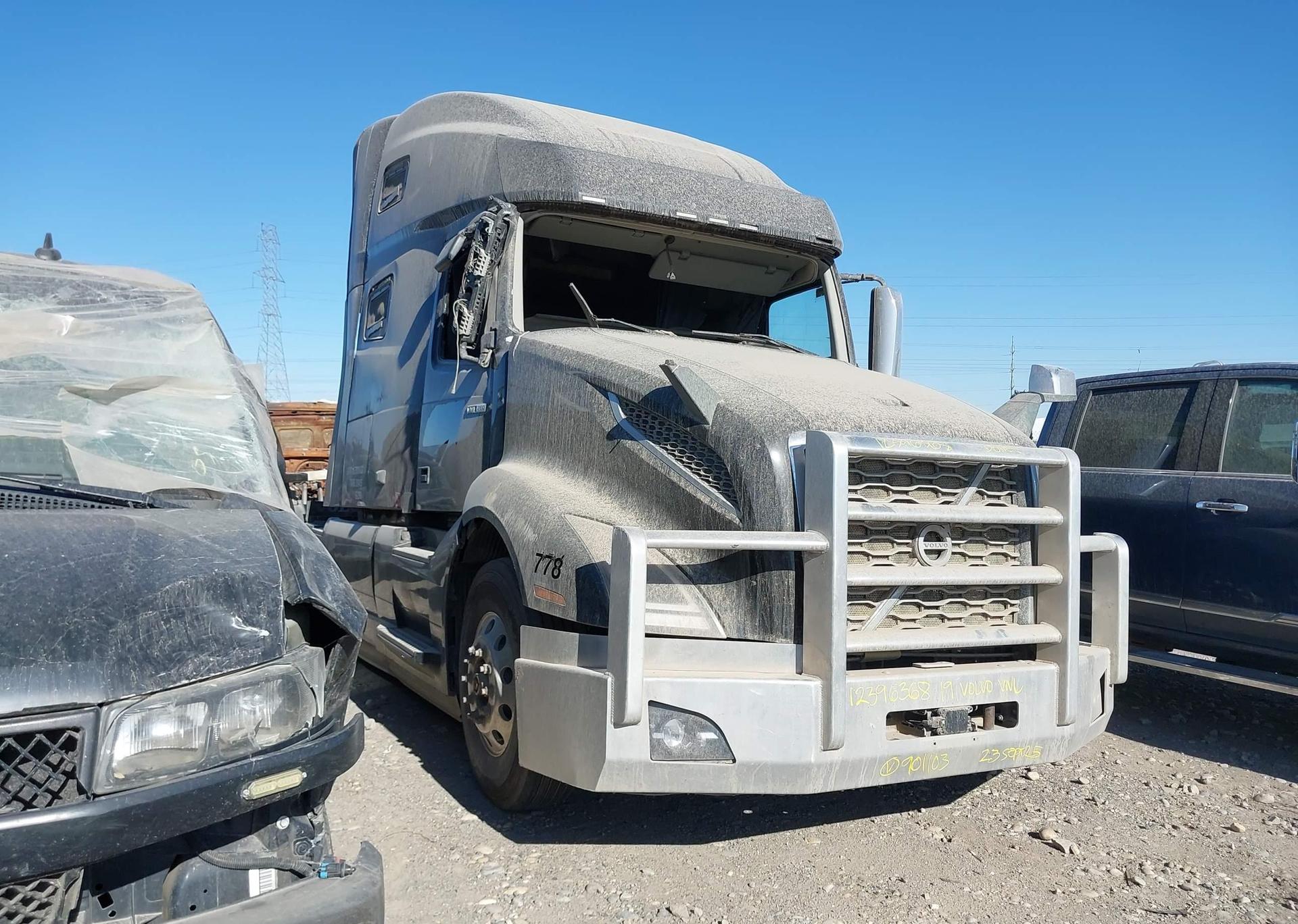 2019 VOLVO VN VNL