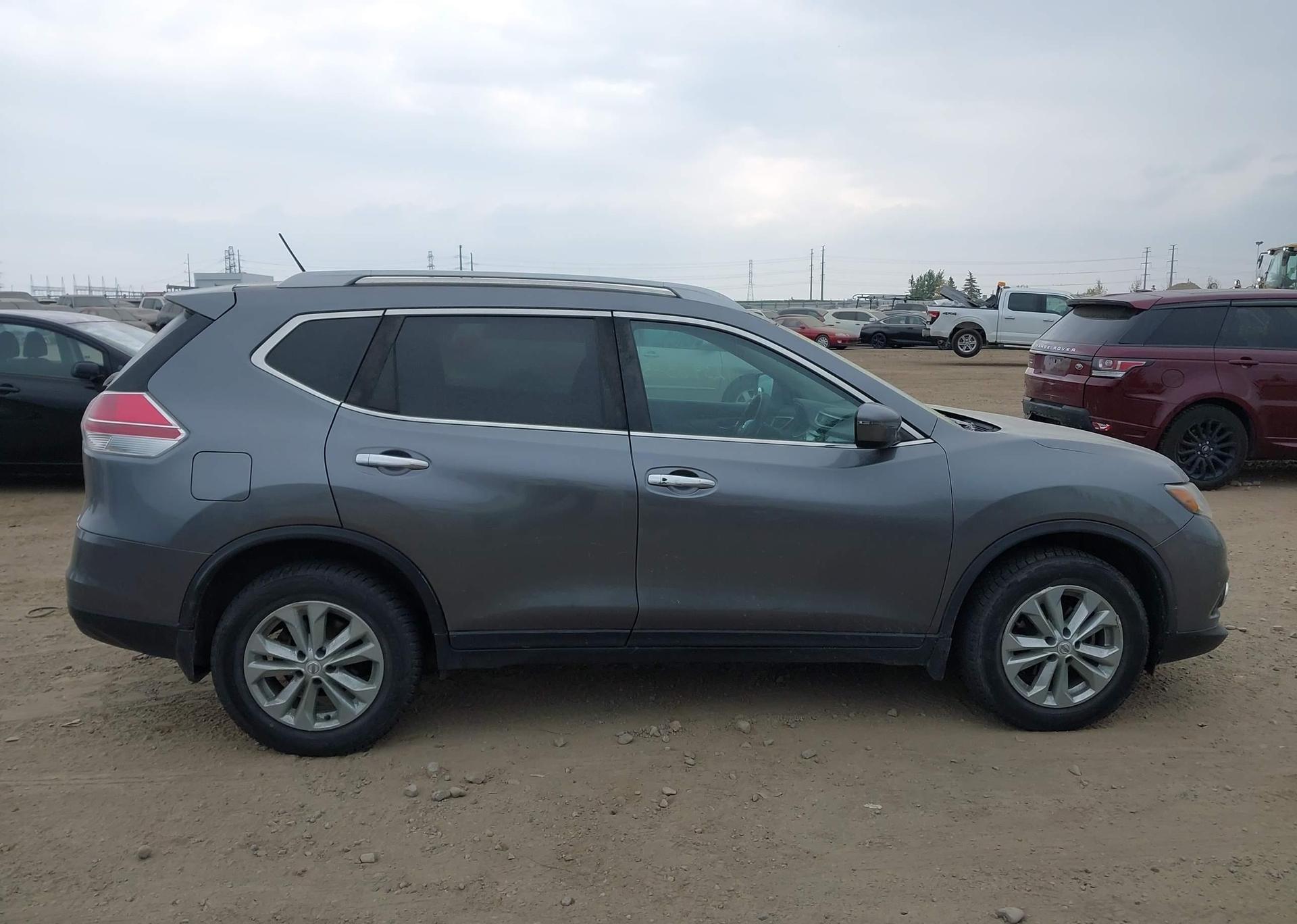 2016 NISSAN ROGUE S
