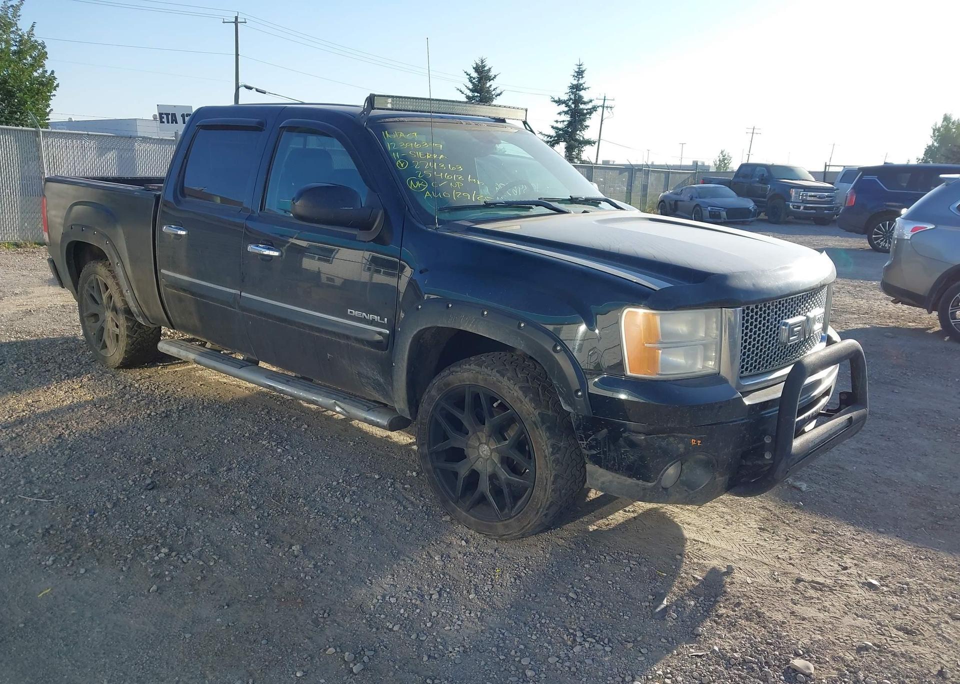 2011 GMC SIERRA 1500 DENALI