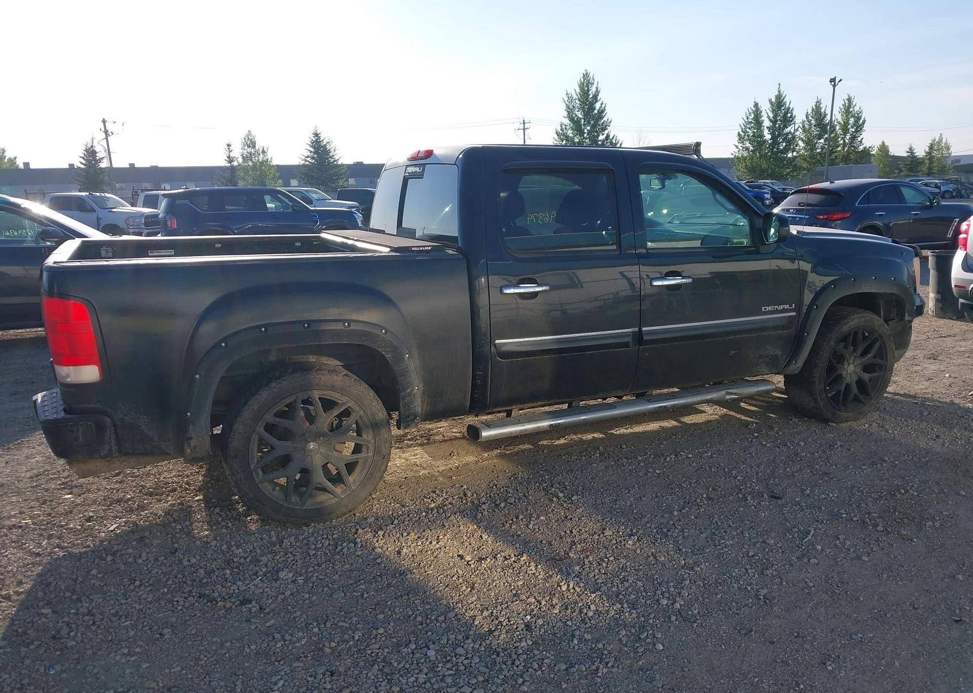 2011 GMC SIERRA 1500 DENALI