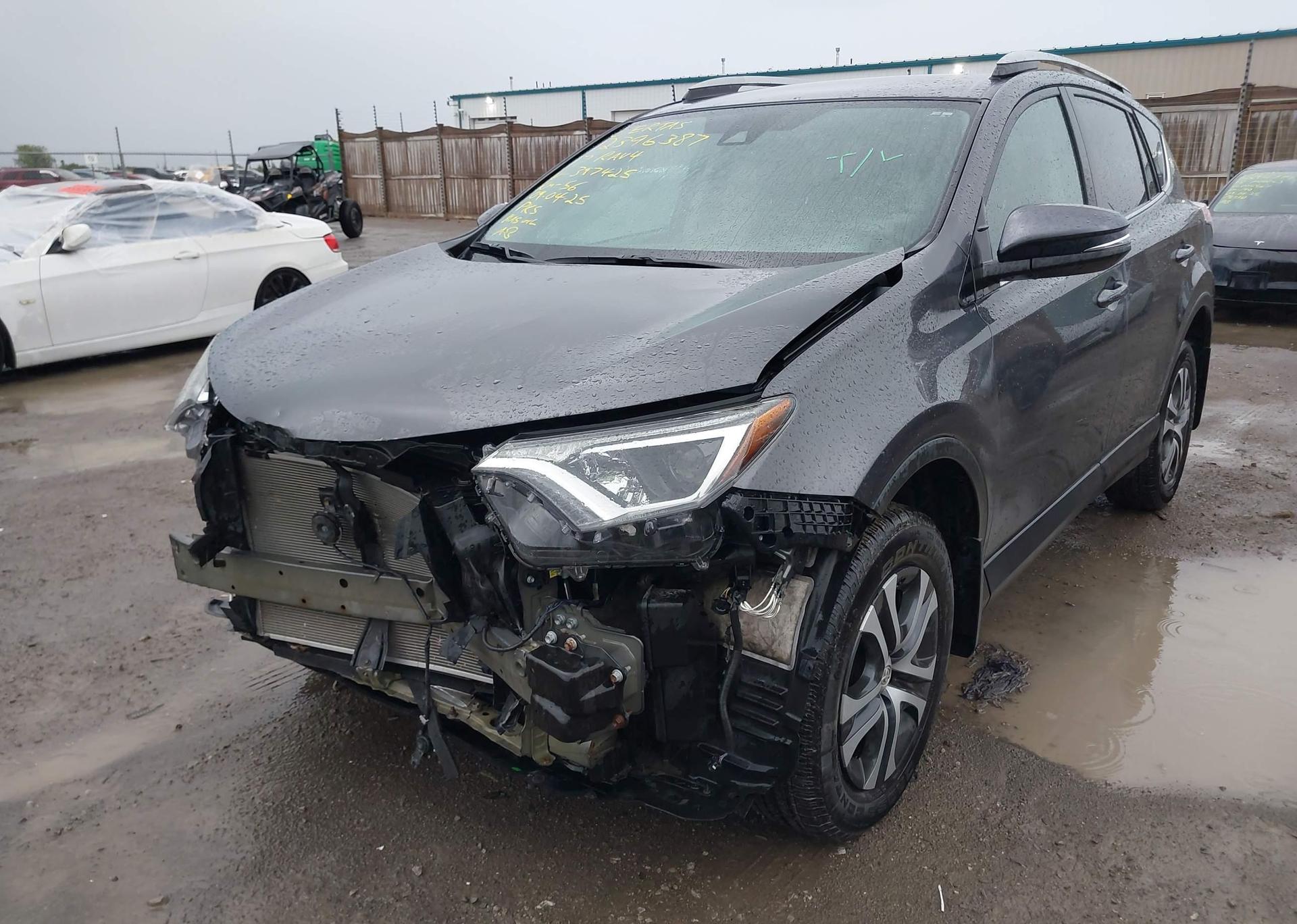 2017 TOYOTA RAV4 LE