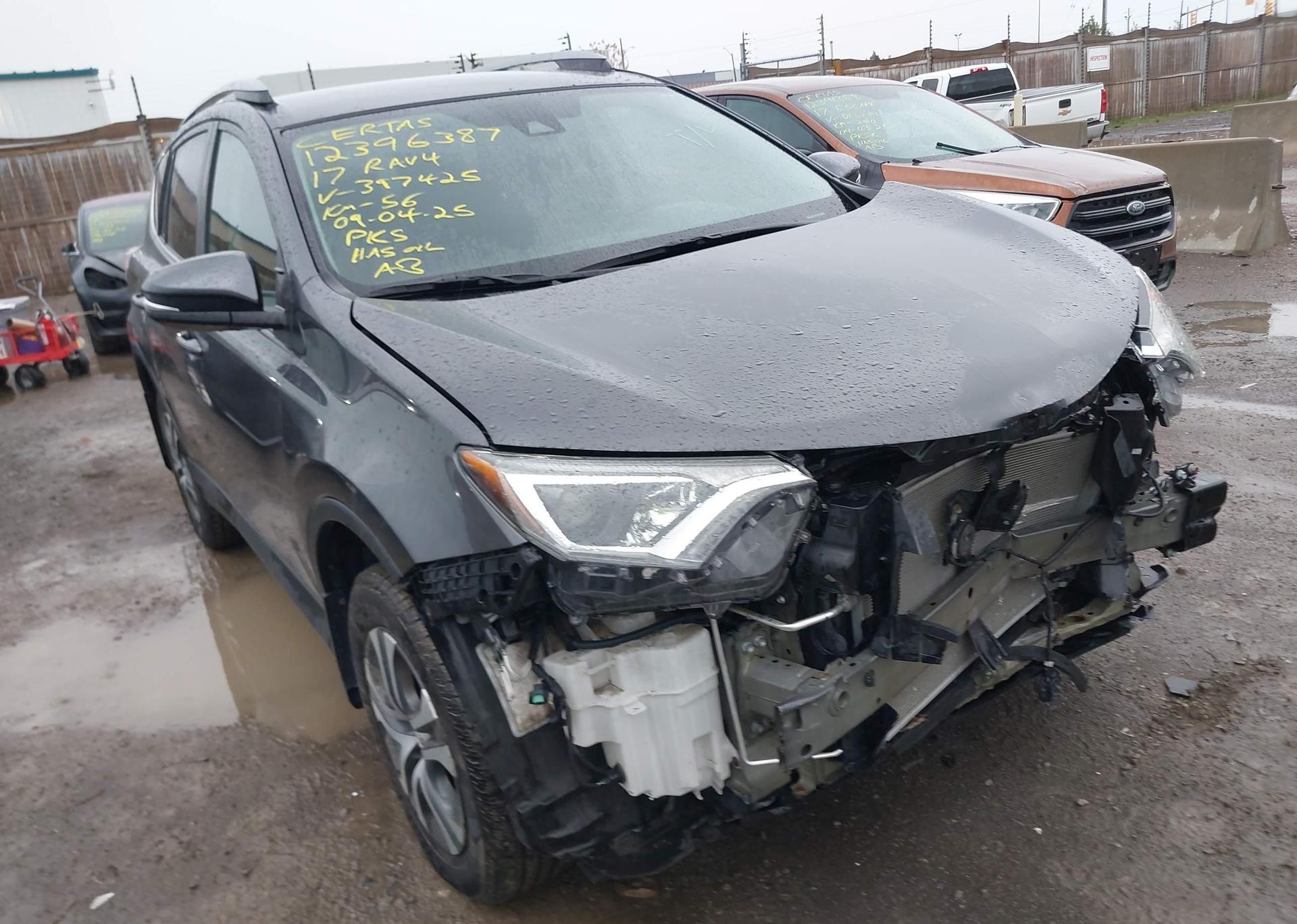 2017 TOYOTA RAV4 LE