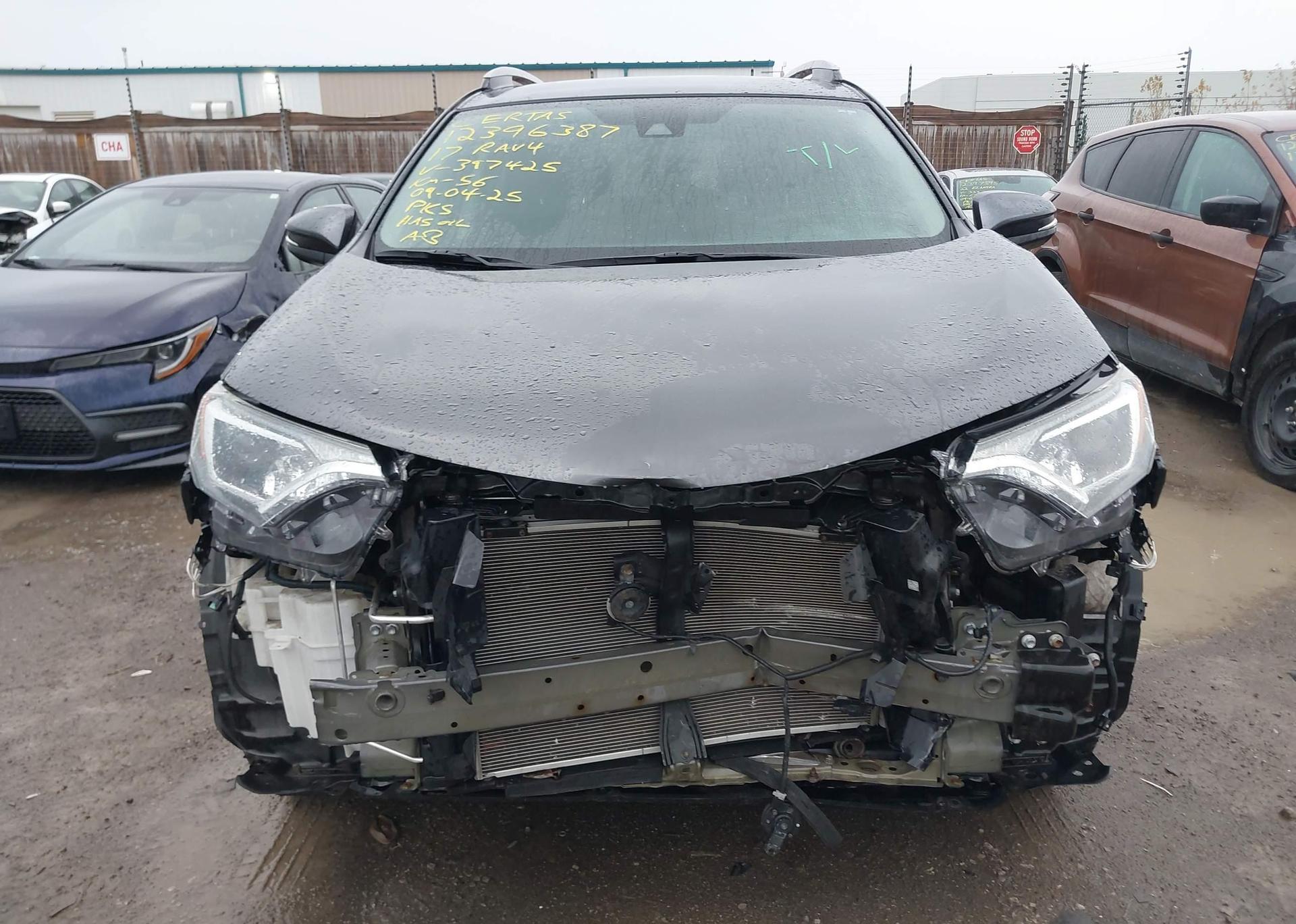 2017 TOYOTA RAV4 LE