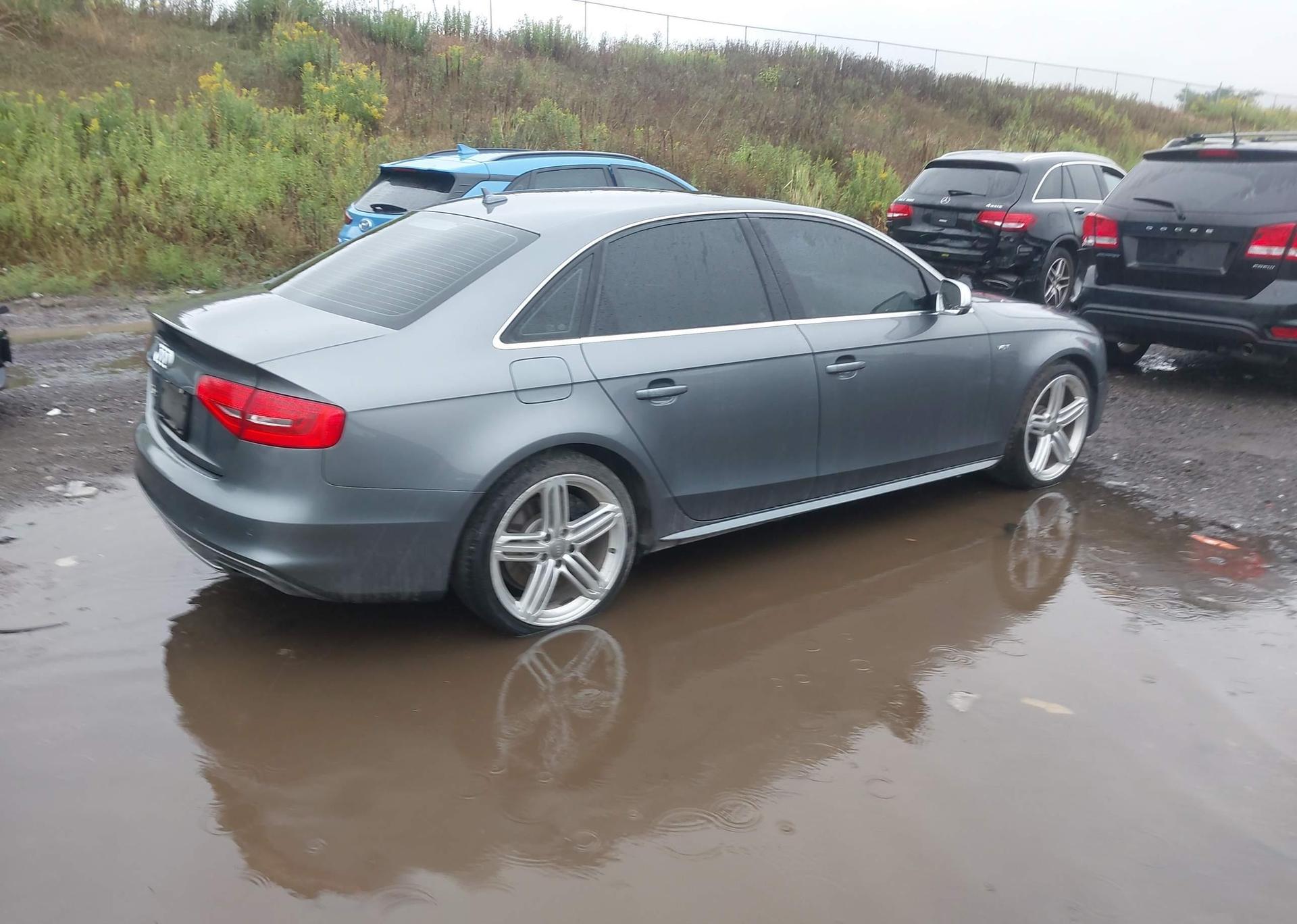 2013 AUDI S4