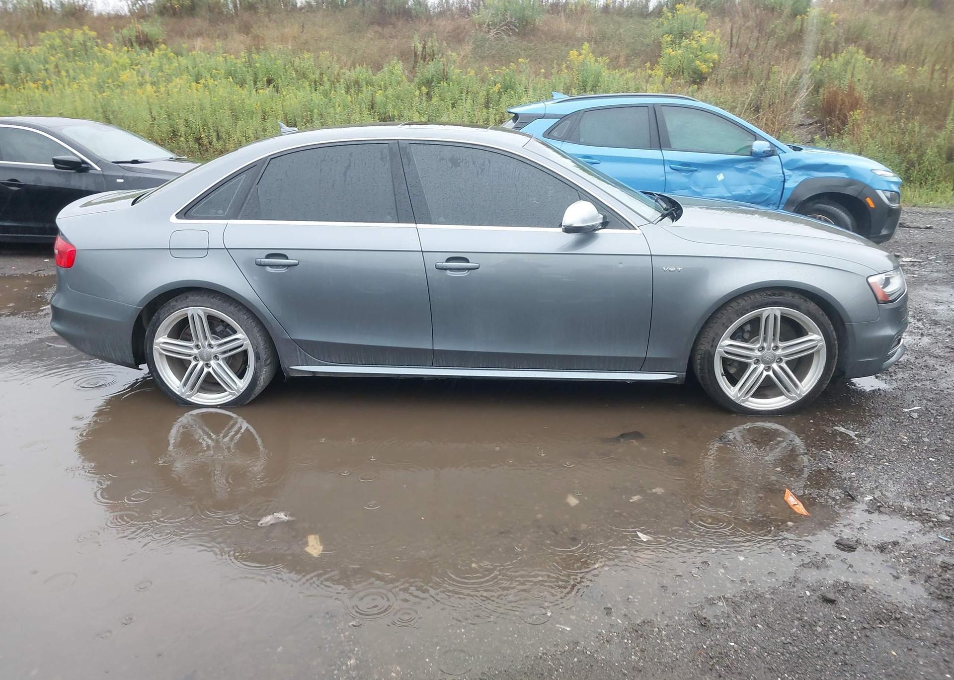 2013 AUDI S4