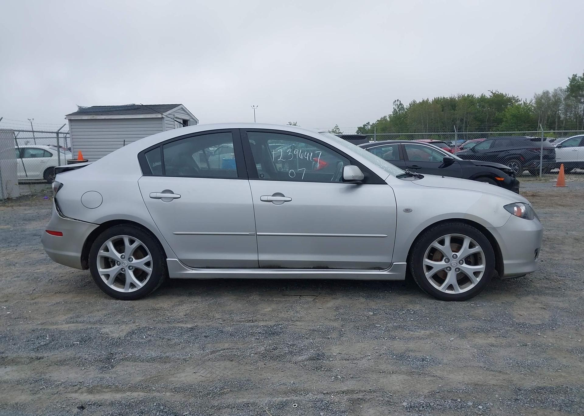 2007 MAZDA 3 S