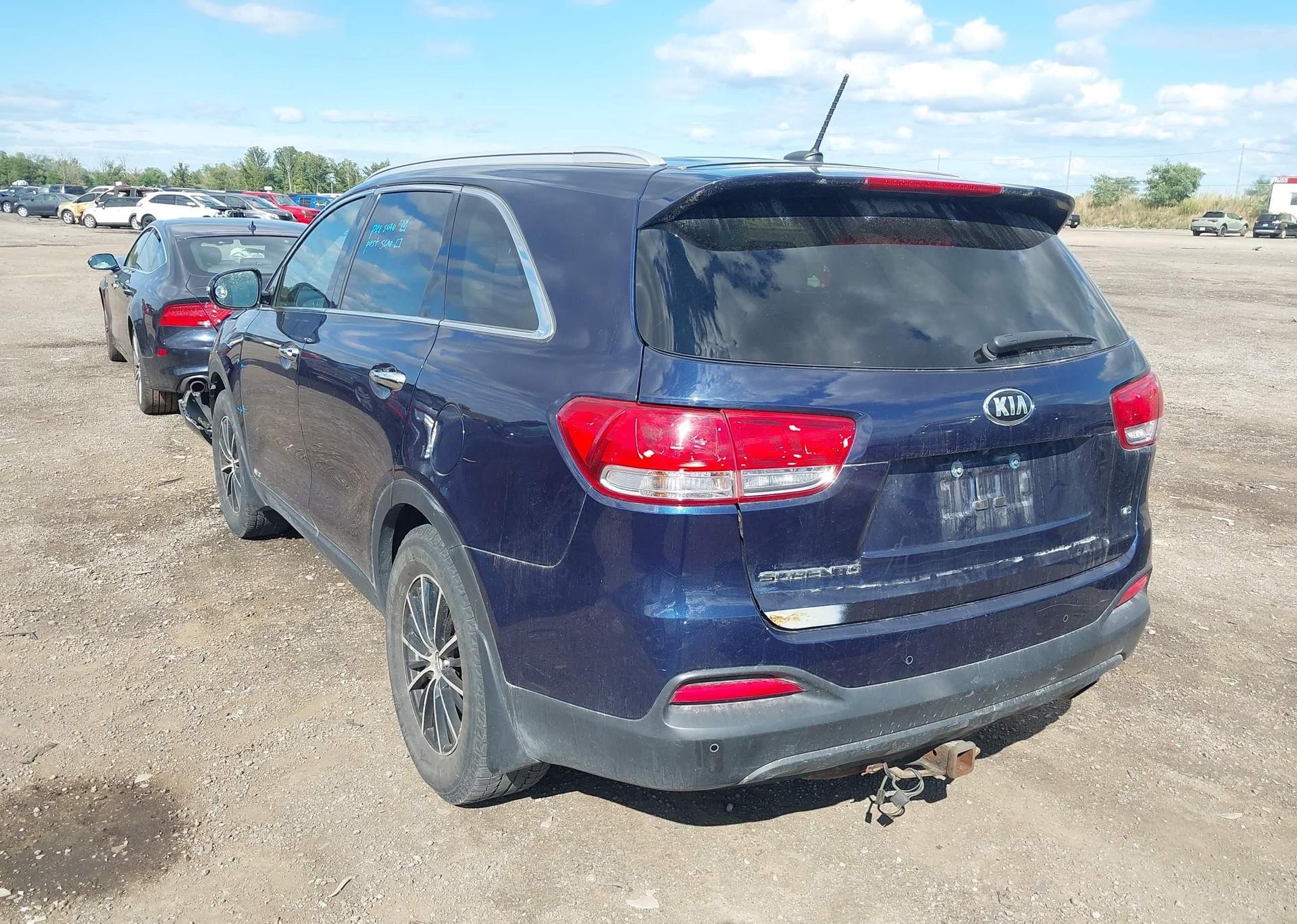 2016 KIA SORENTO 3.3L LX +
