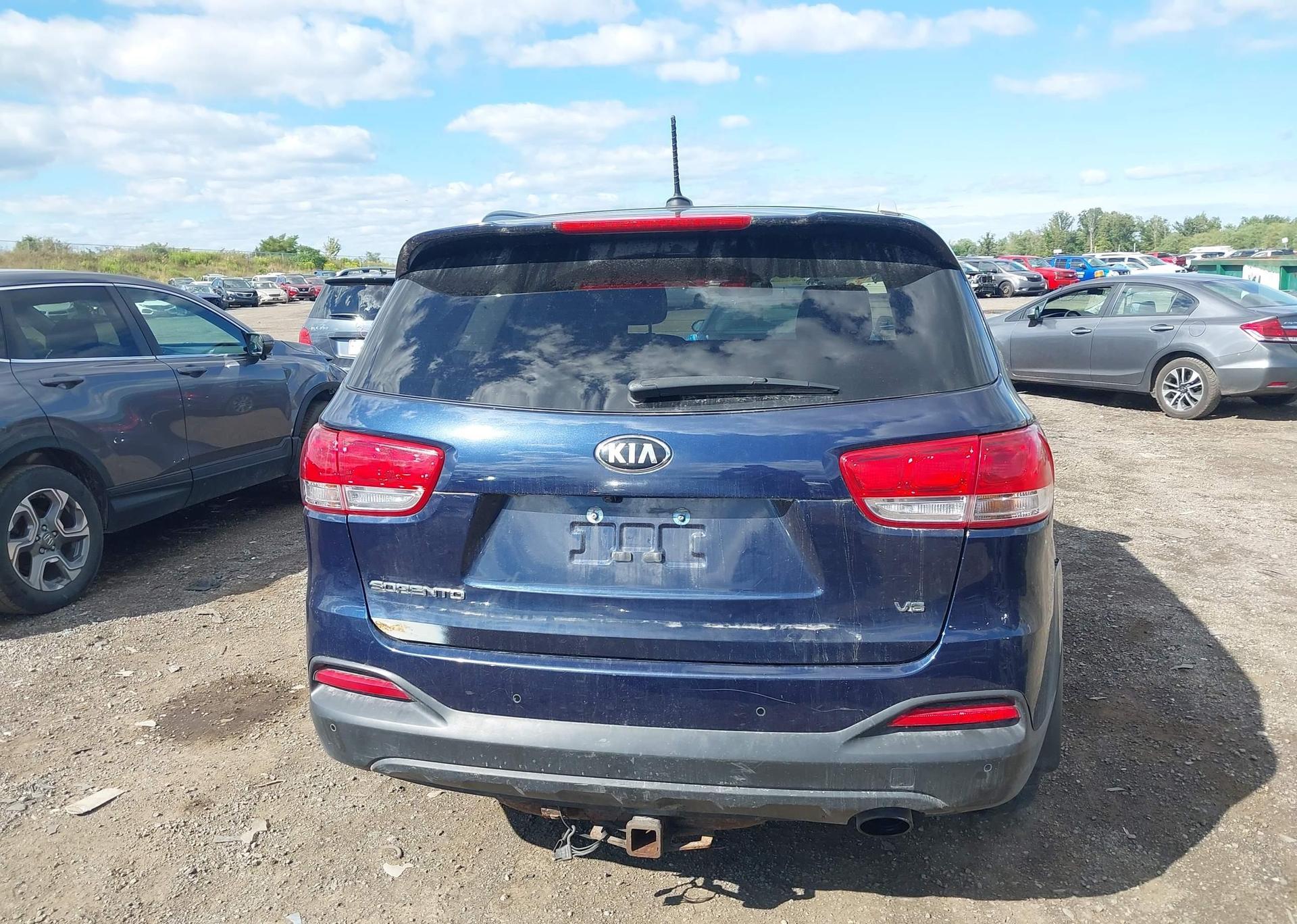 2016 KIA SORENTO 3.3L LX +