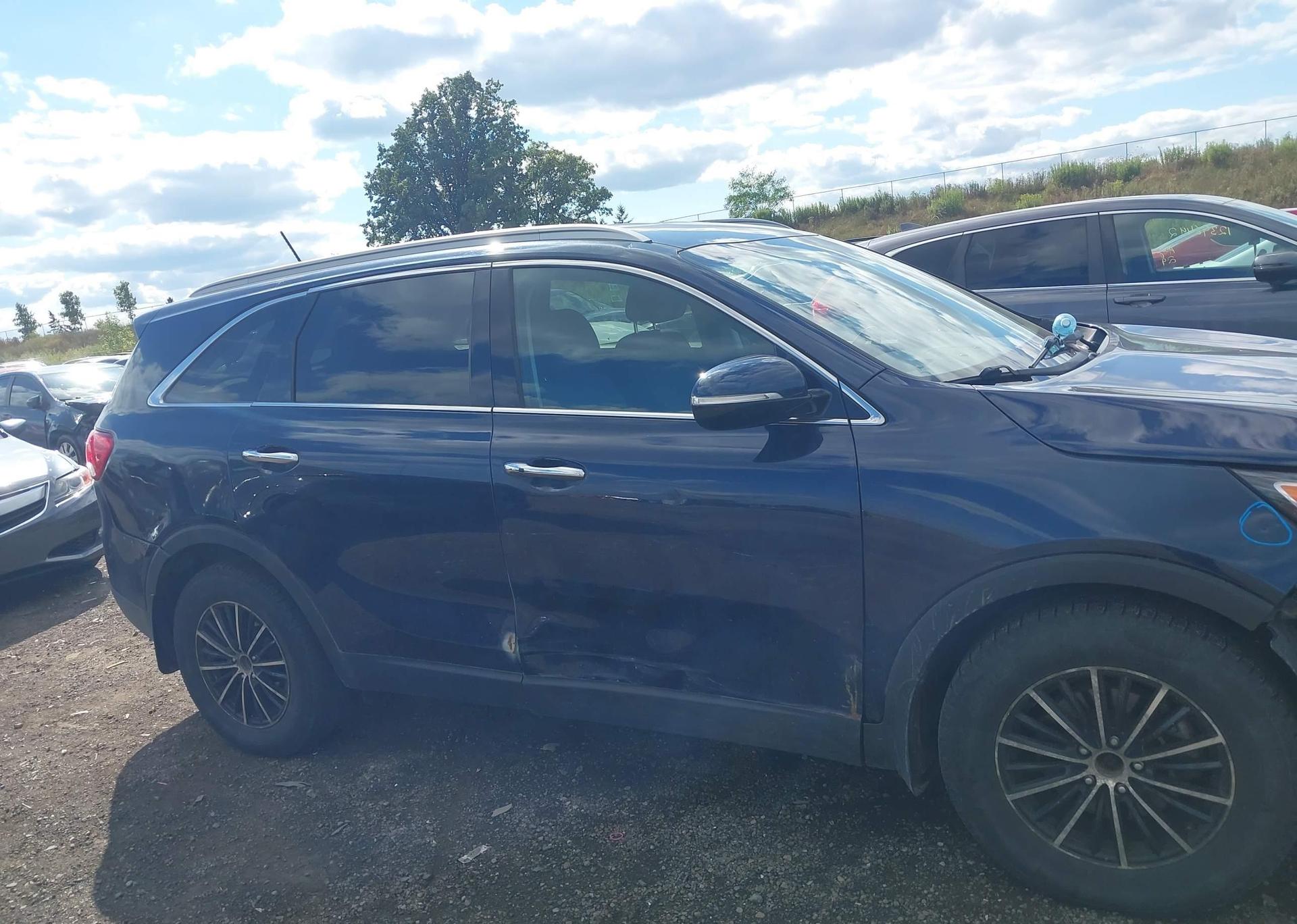 2016 KIA SORENTO 3.3L LX +