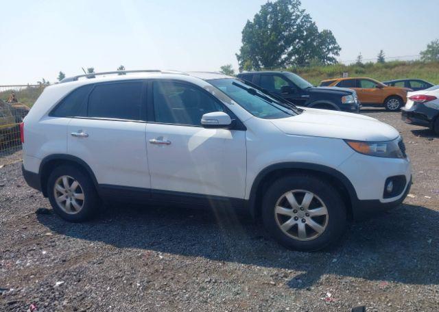 2013 KIA SORENTO LX