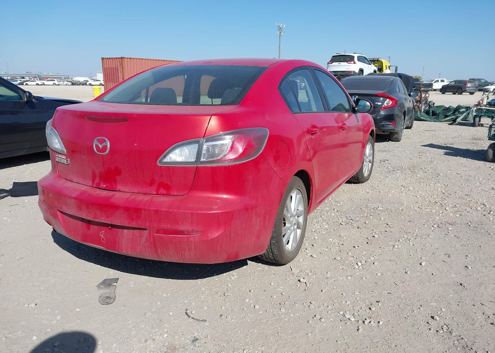 2012 MAZDA 3 I