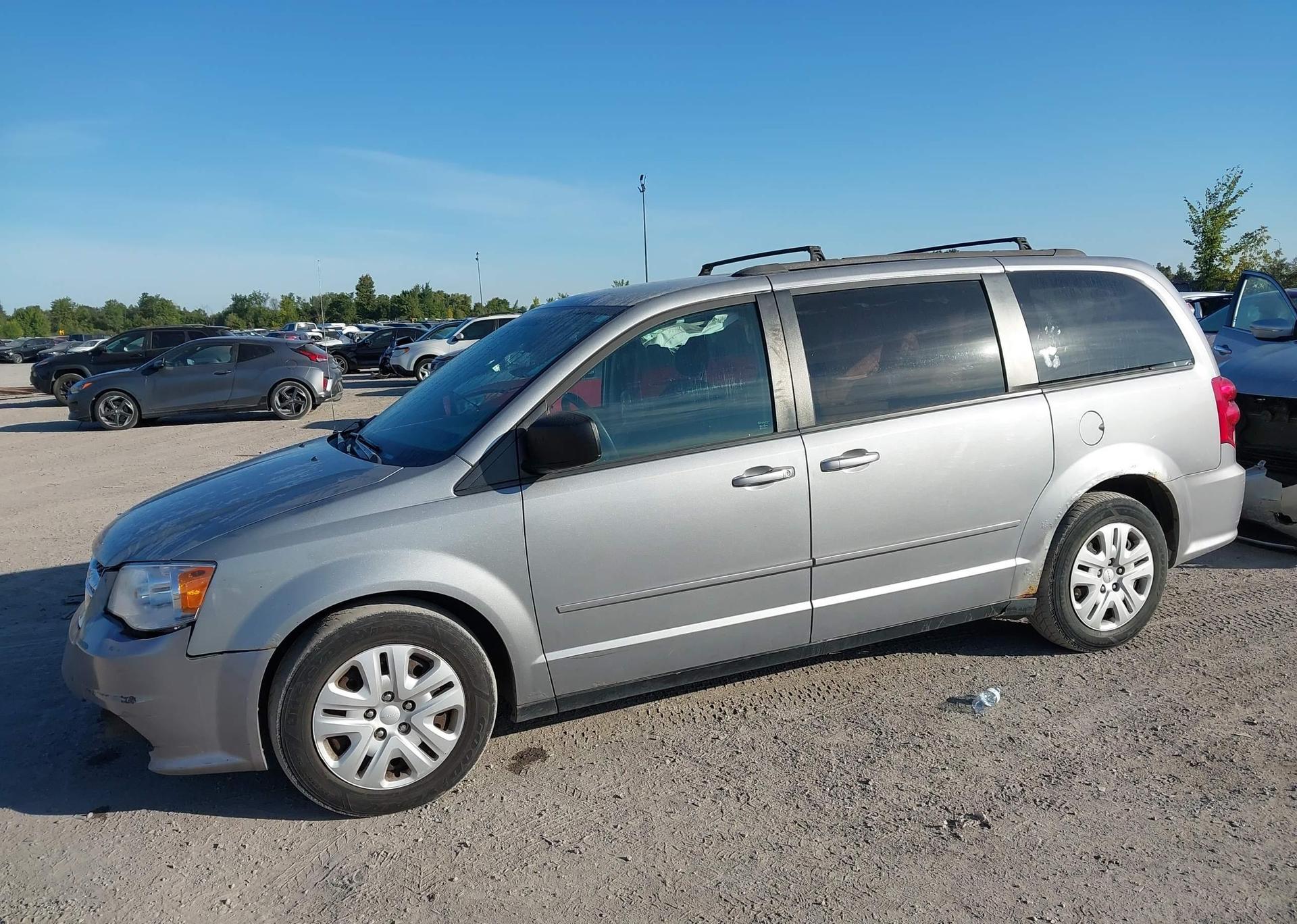 2013 DODGE GRAND CARAVAN SE