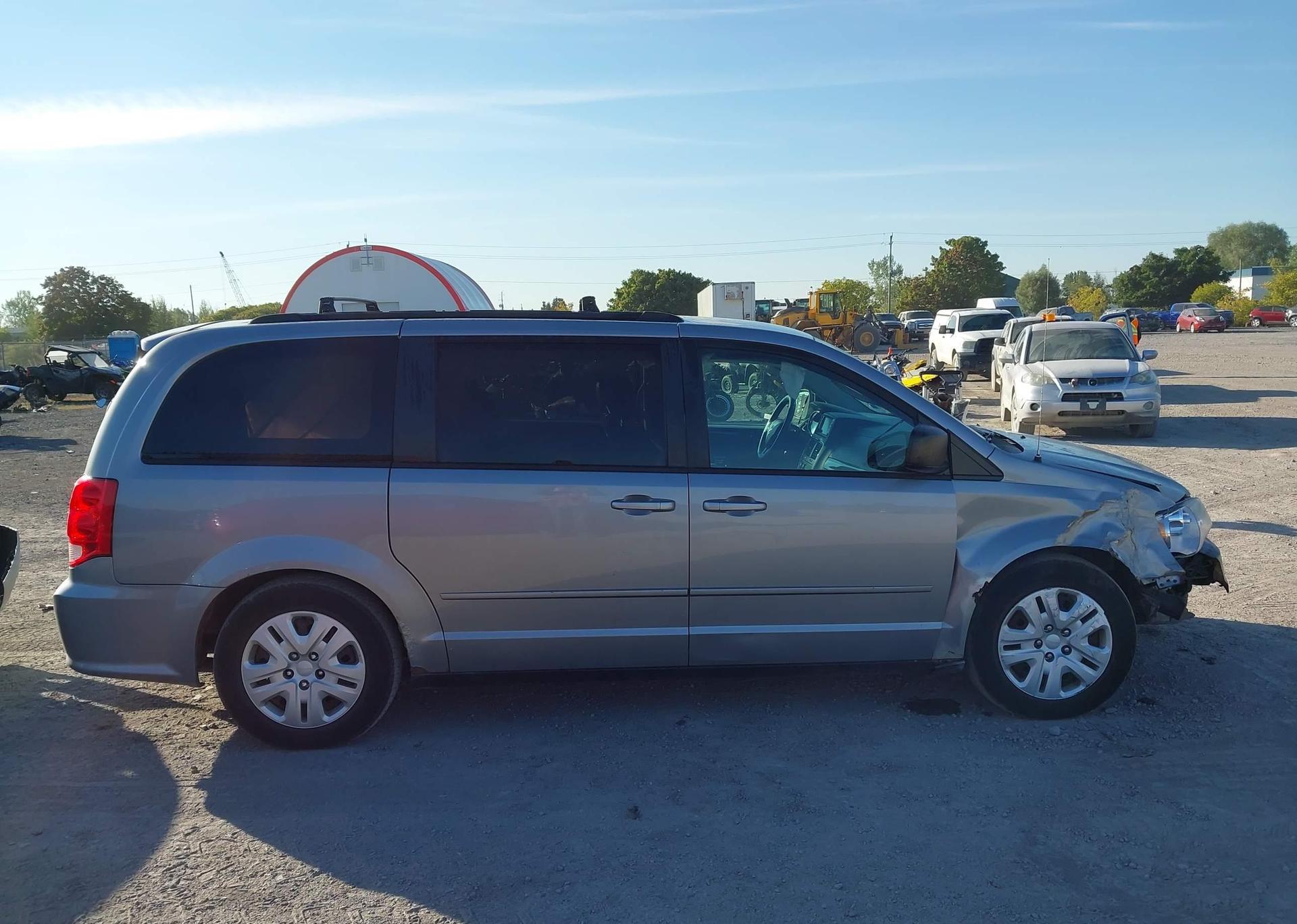 2013 DODGE GRAND CARAVAN SE
