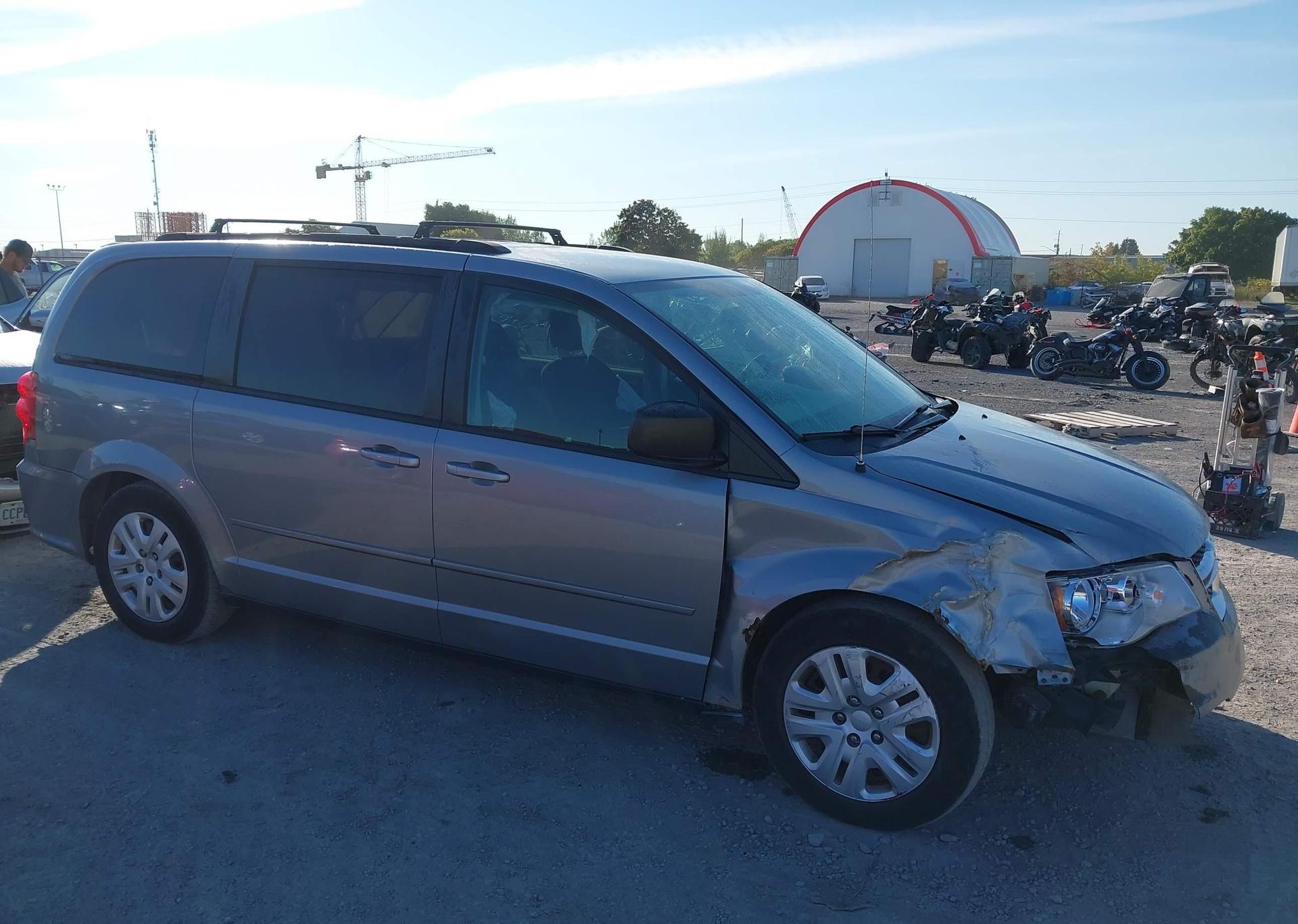 2013 DODGE GRAND CARAVAN SE