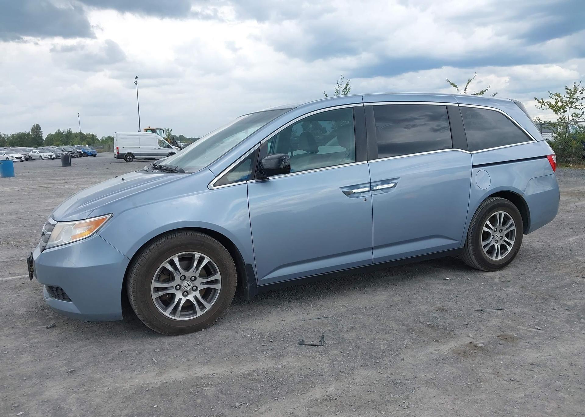 2011 HONDA ODYSSEY EX