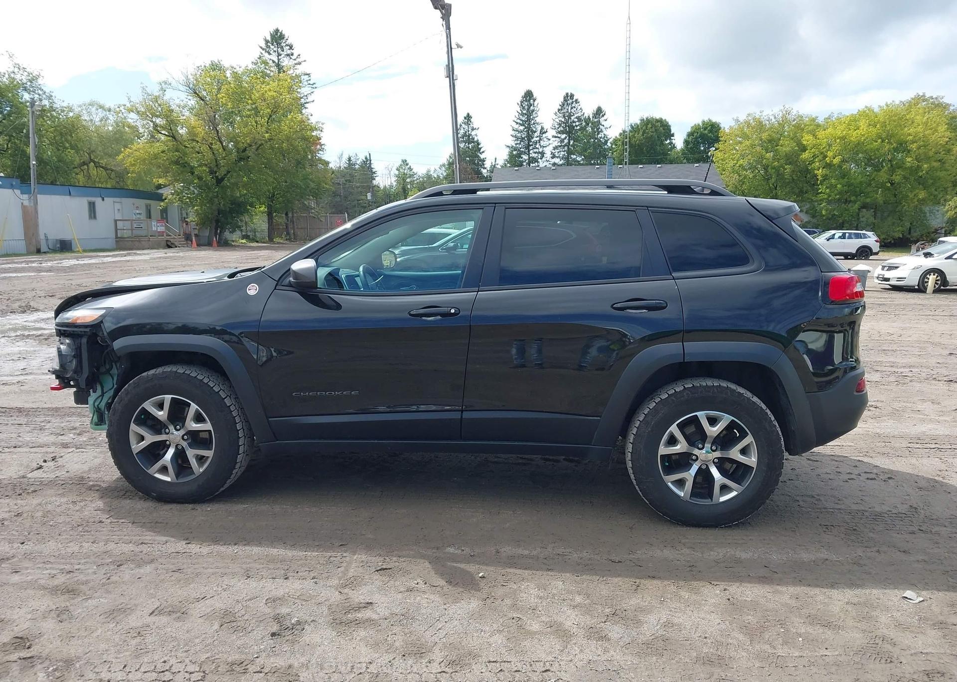 2016 JEEP CHEROKEE TRAILHAWK
