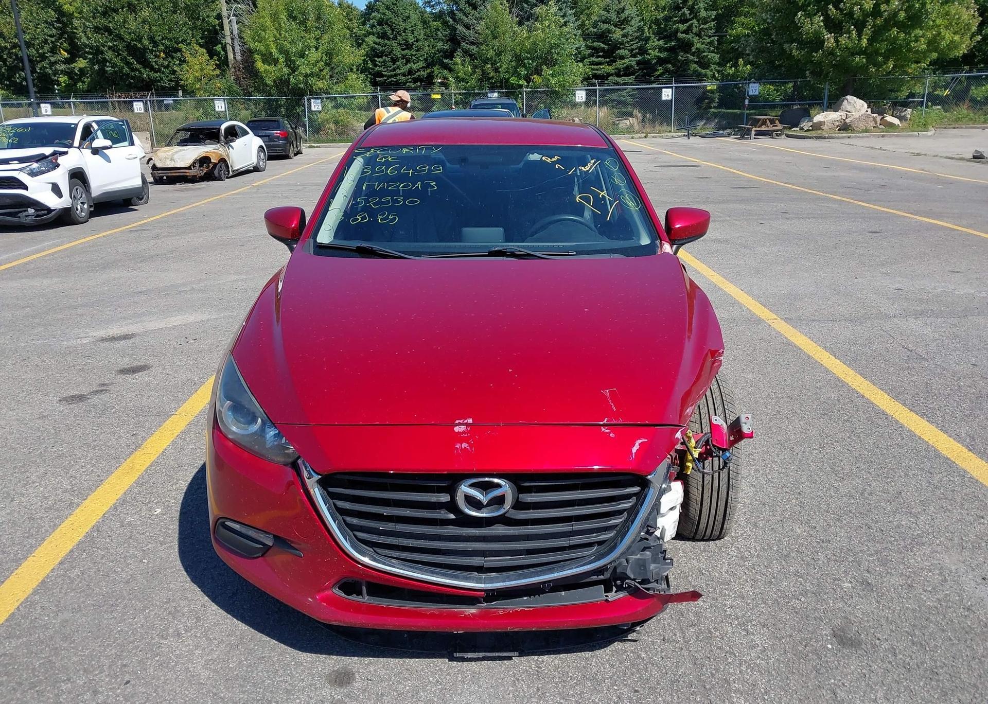 2017 MAZDA MAZDA3 SE