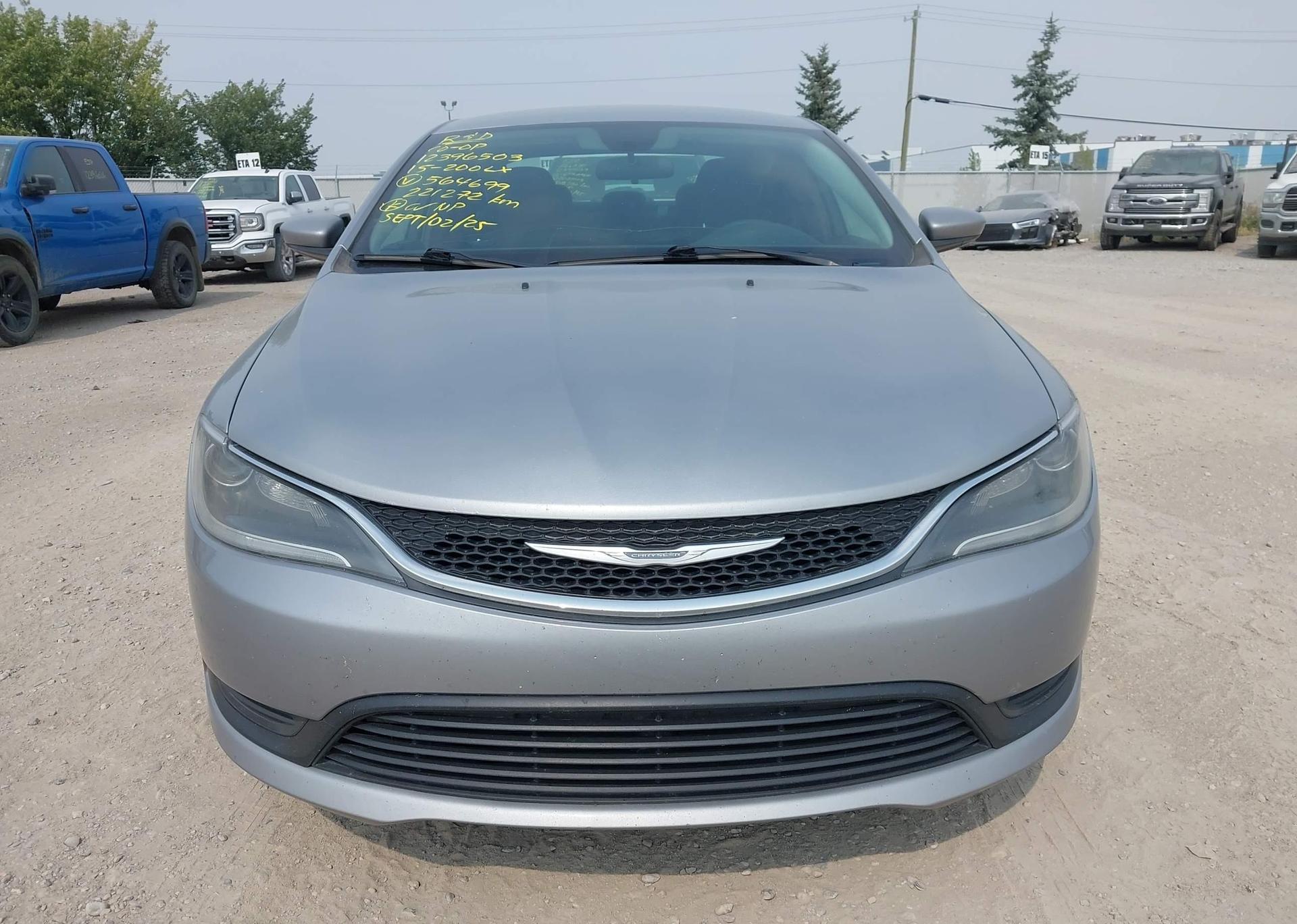 2015 CHRYSLER 200 LX