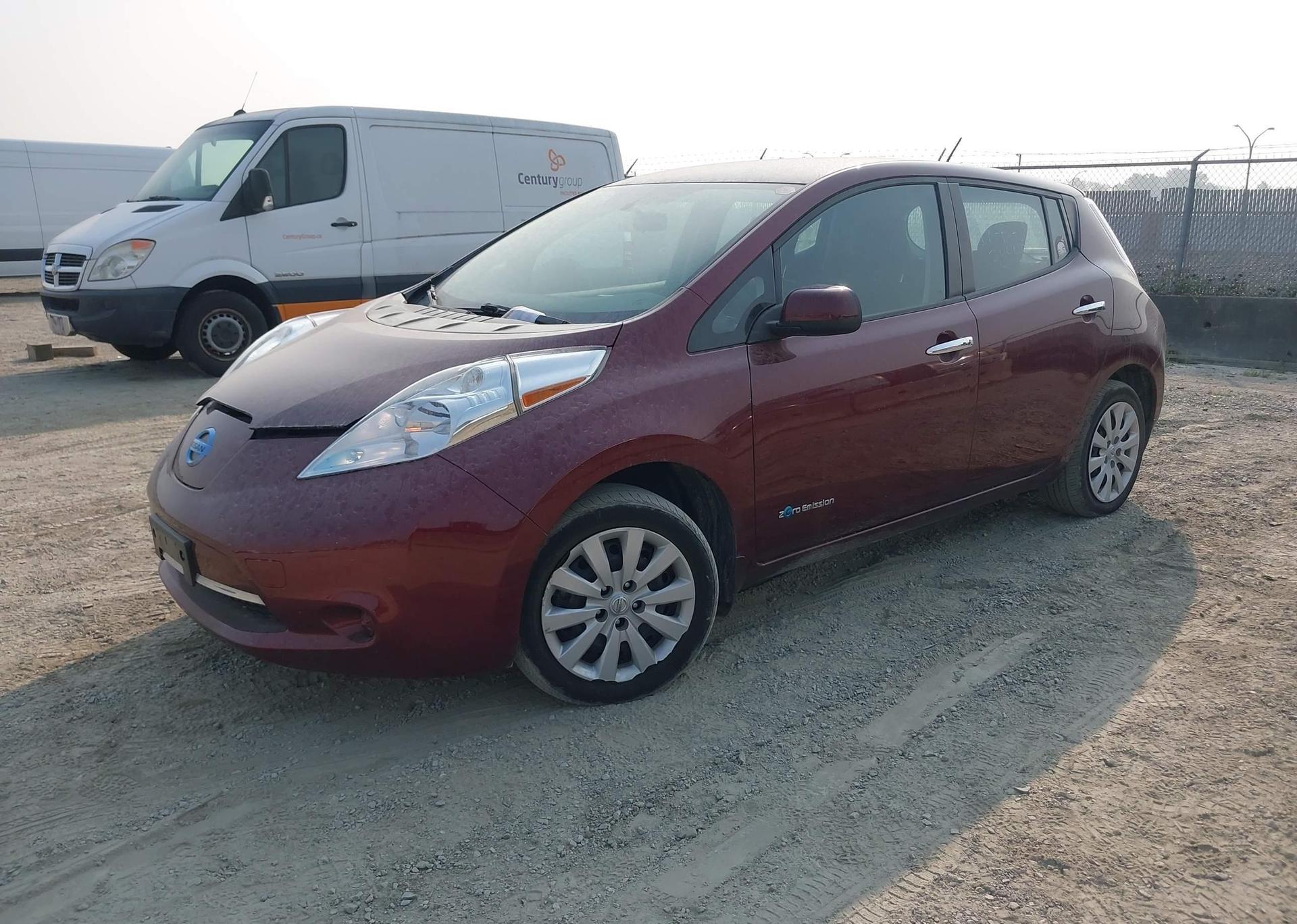 2017 NISSAN LEAF S