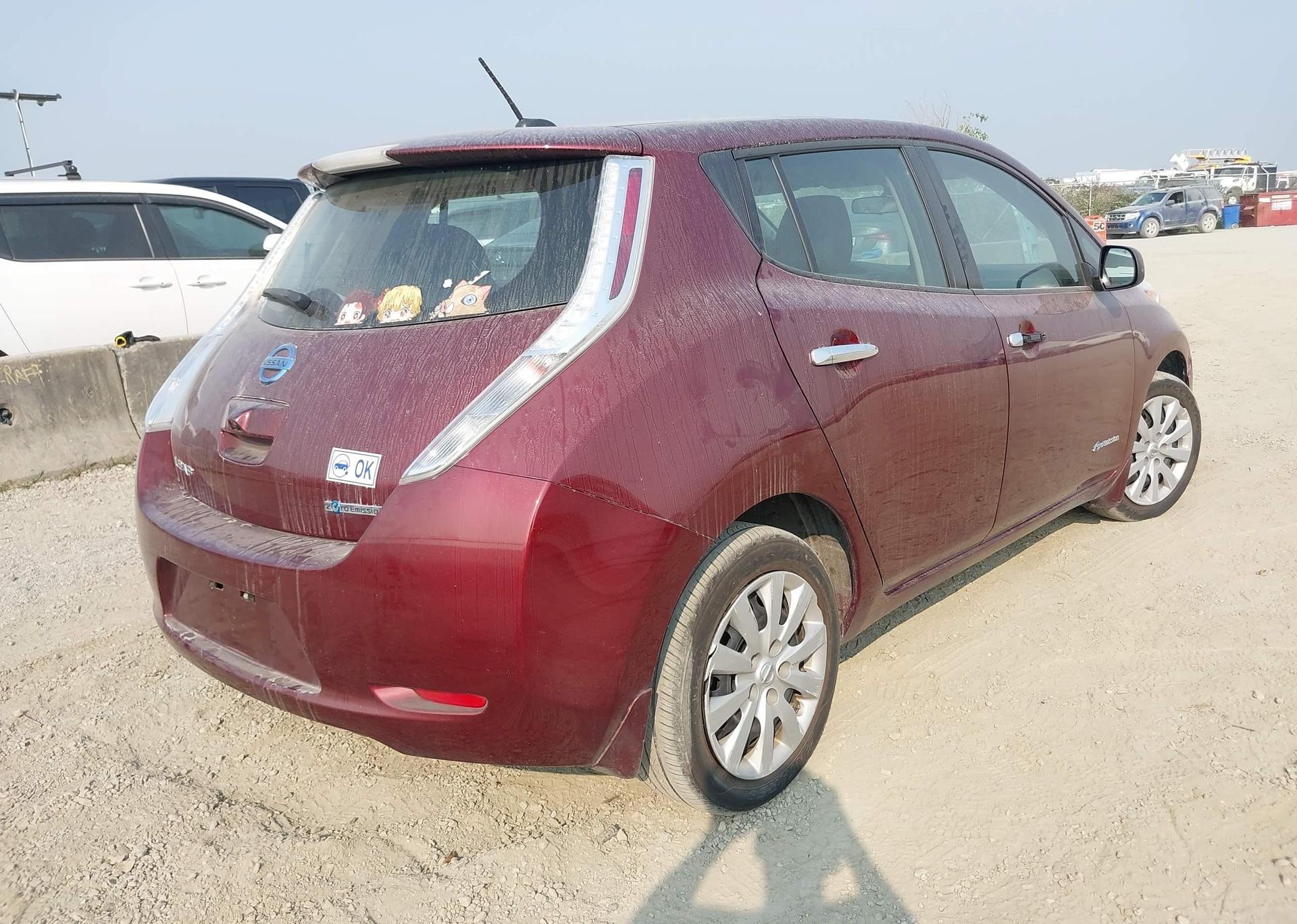 2017 NISSAN LEAF S