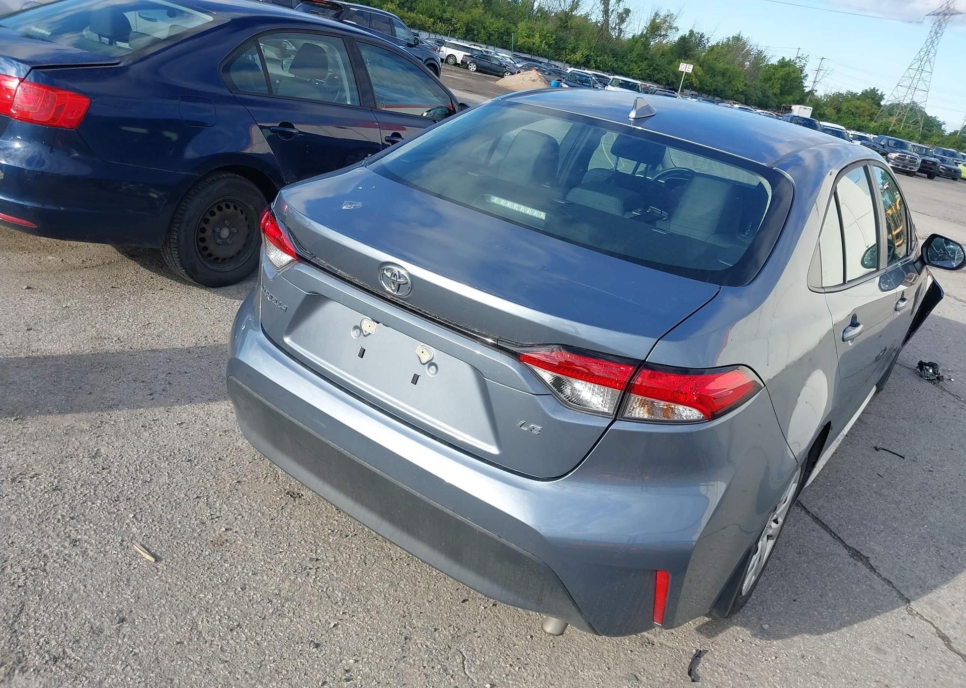 2025 TOYOTA COROLLA LE
