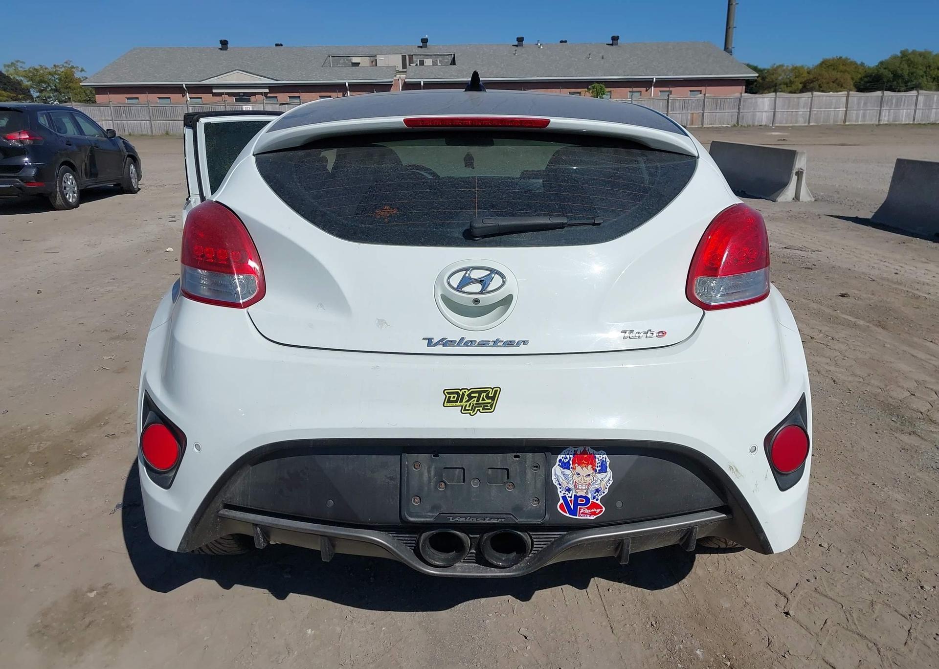2013 HYUNDAI Veloster Turbo