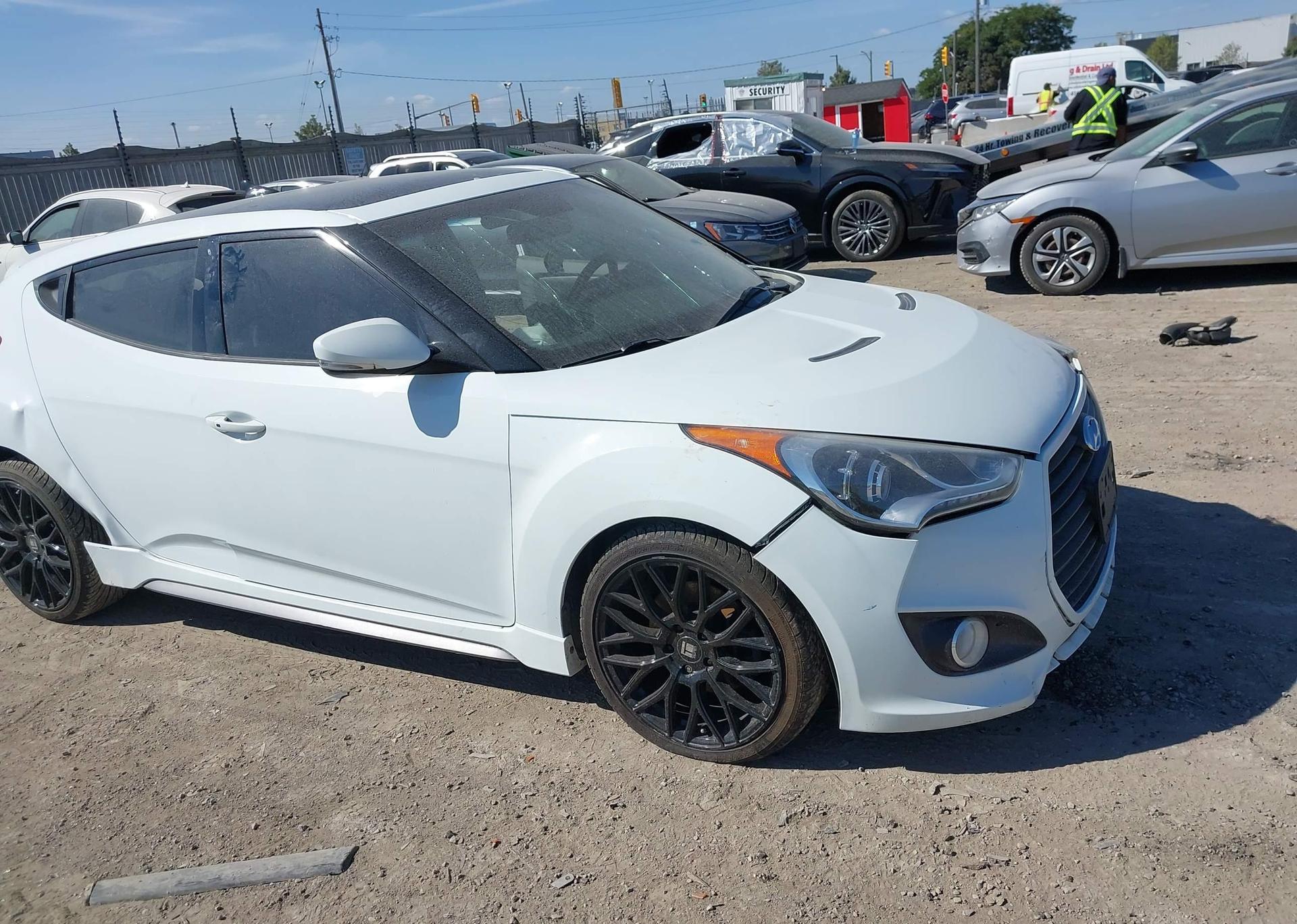 2013 HYUNDAI Veloster Turbo
