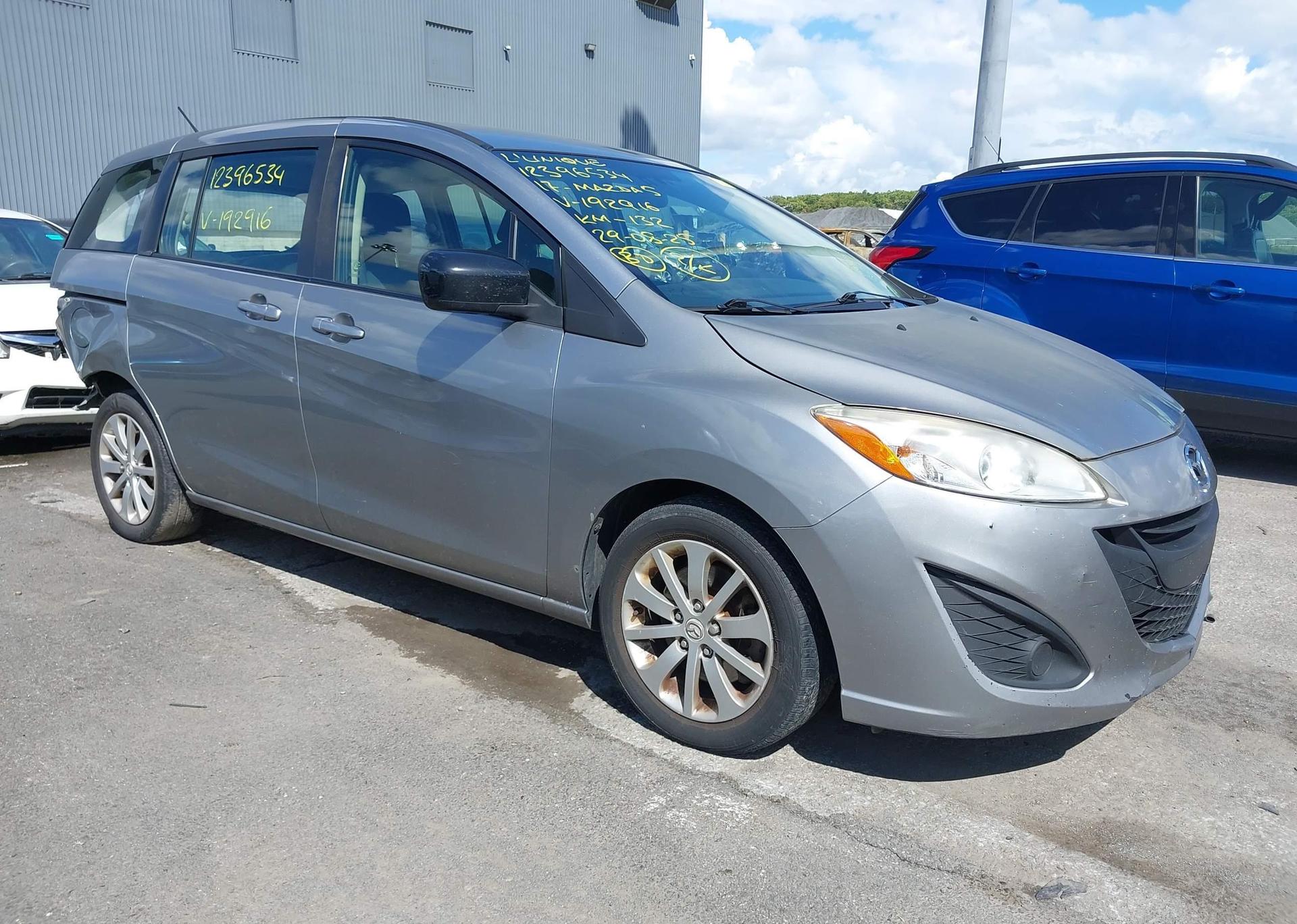 2017 MAZDA MAZDA5 GS