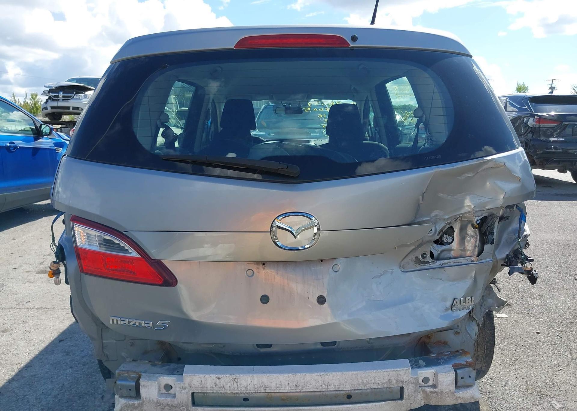 2017 MAZDA MAZDA5 GS