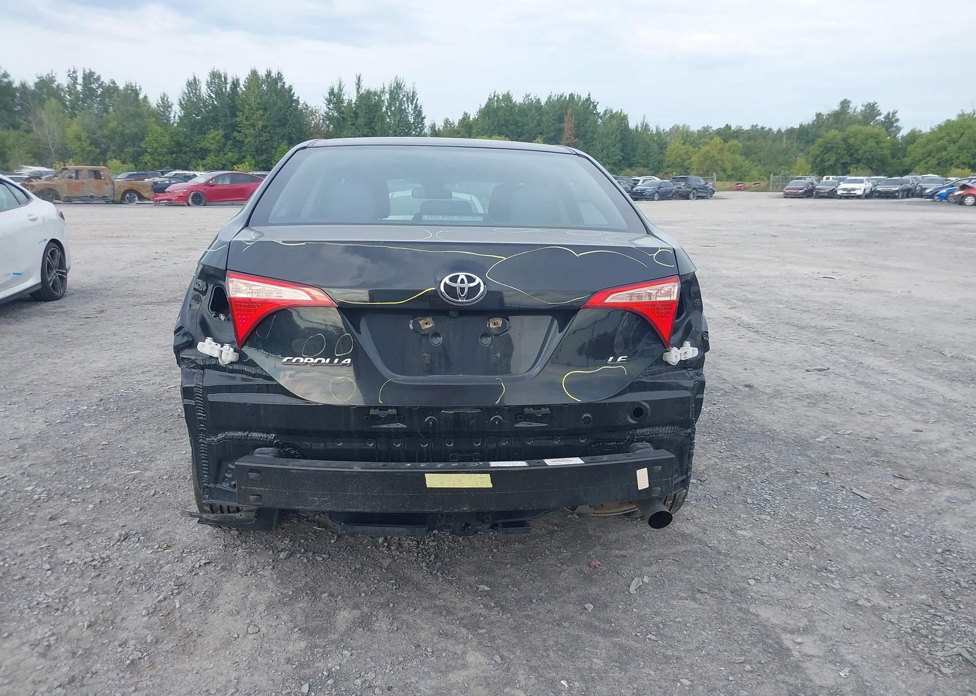 2017 TOYOTA COROLLA LE