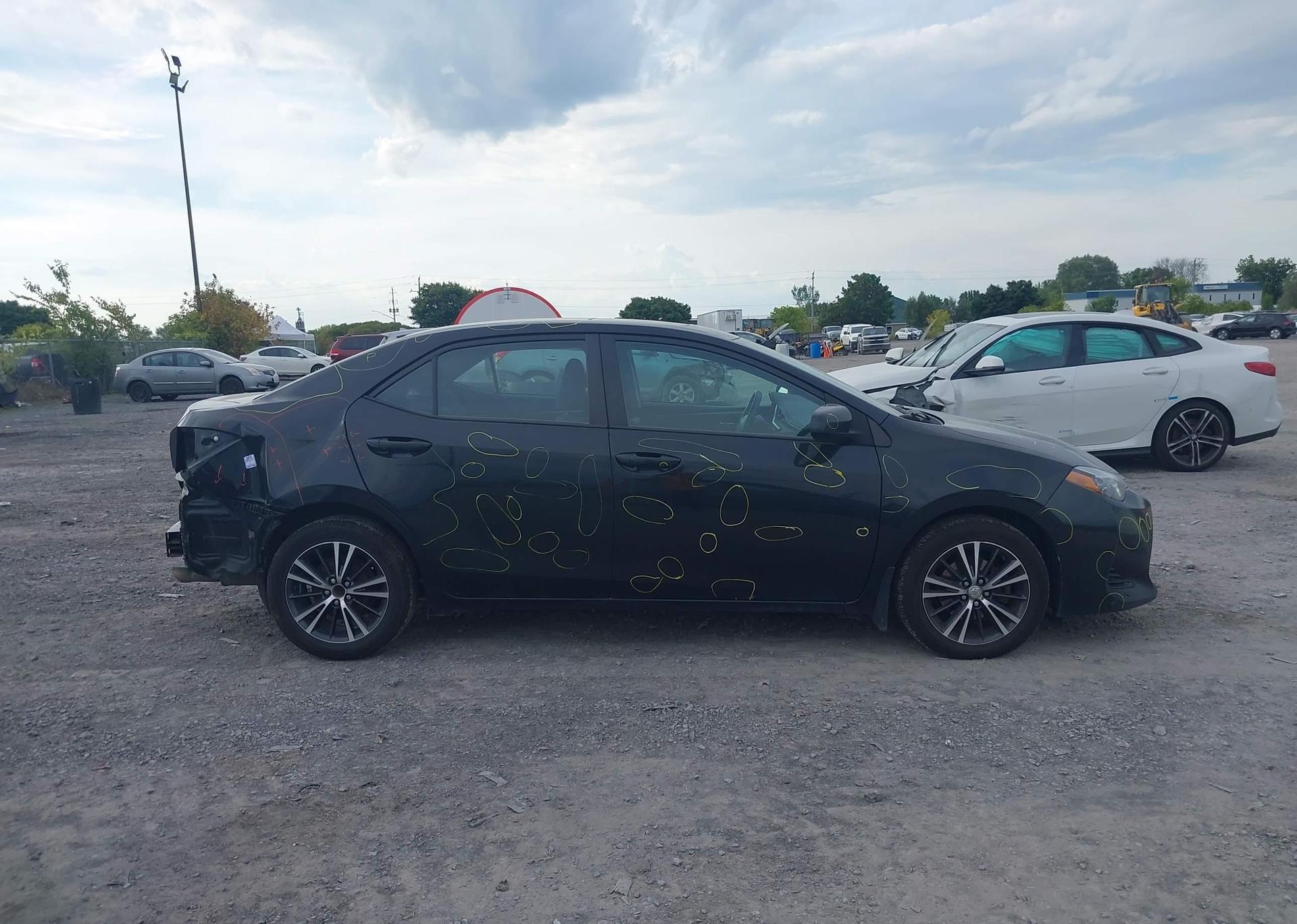 2017 TOYOTA COROLLA LE