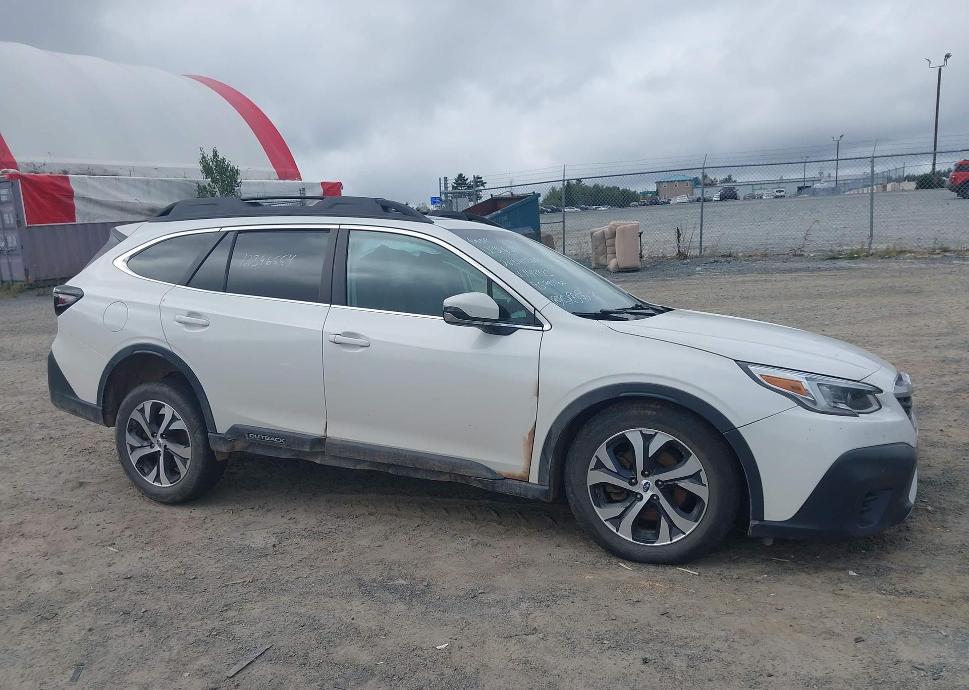 2020 SUBARU OUTBACK LIMITED