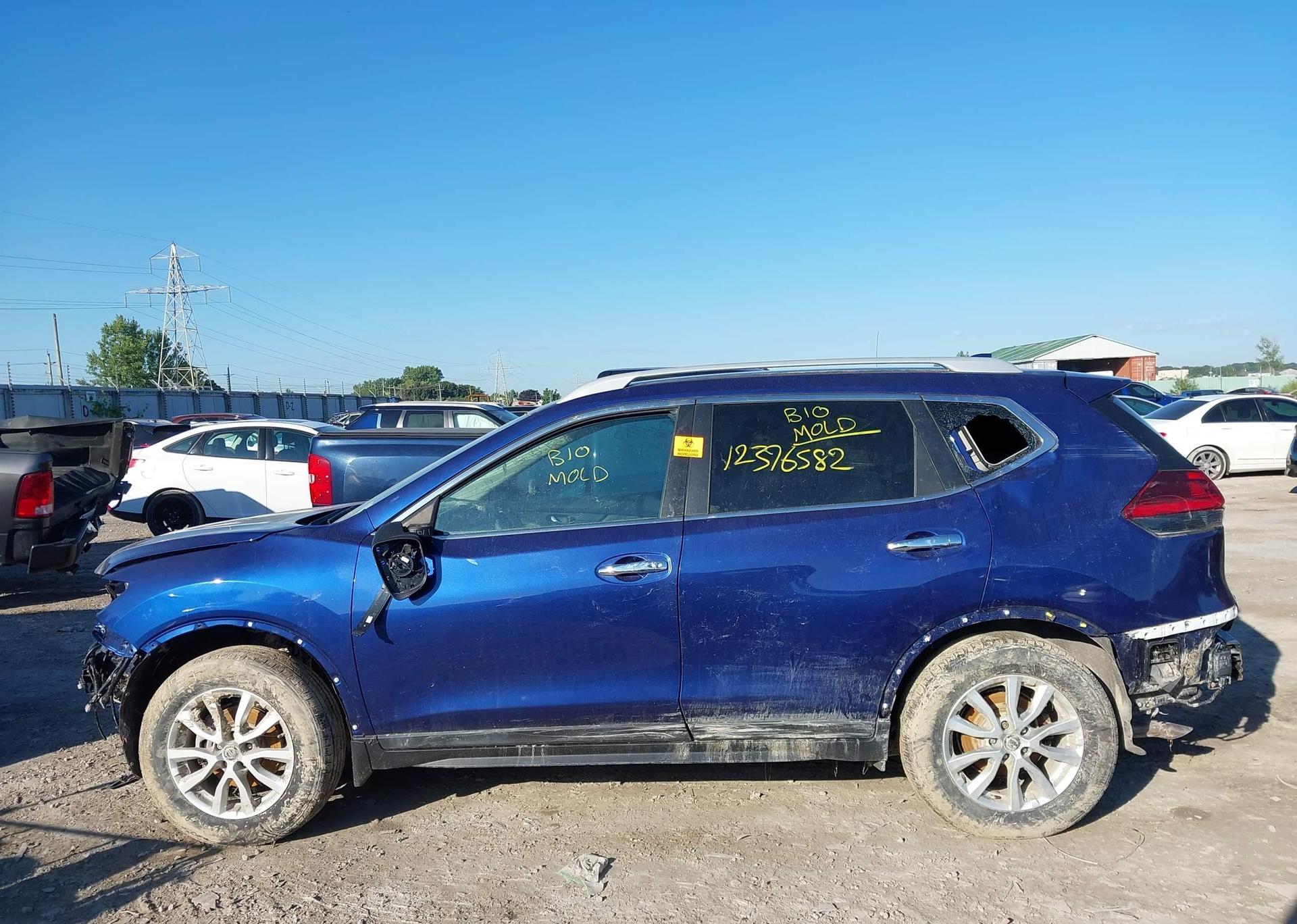 2018 NISSAN ROGUE SV