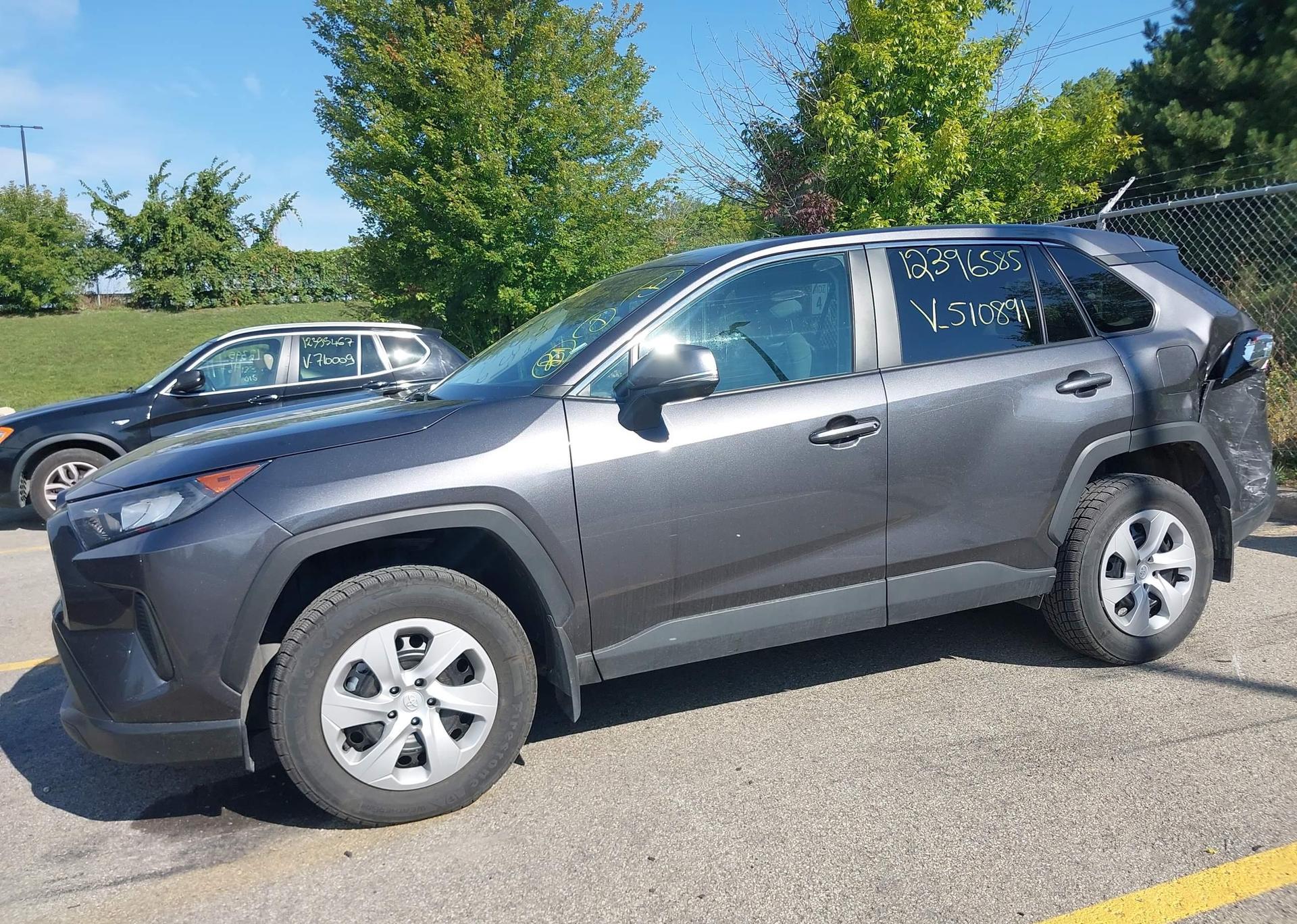 2025 TOYOTA RAV4 LE