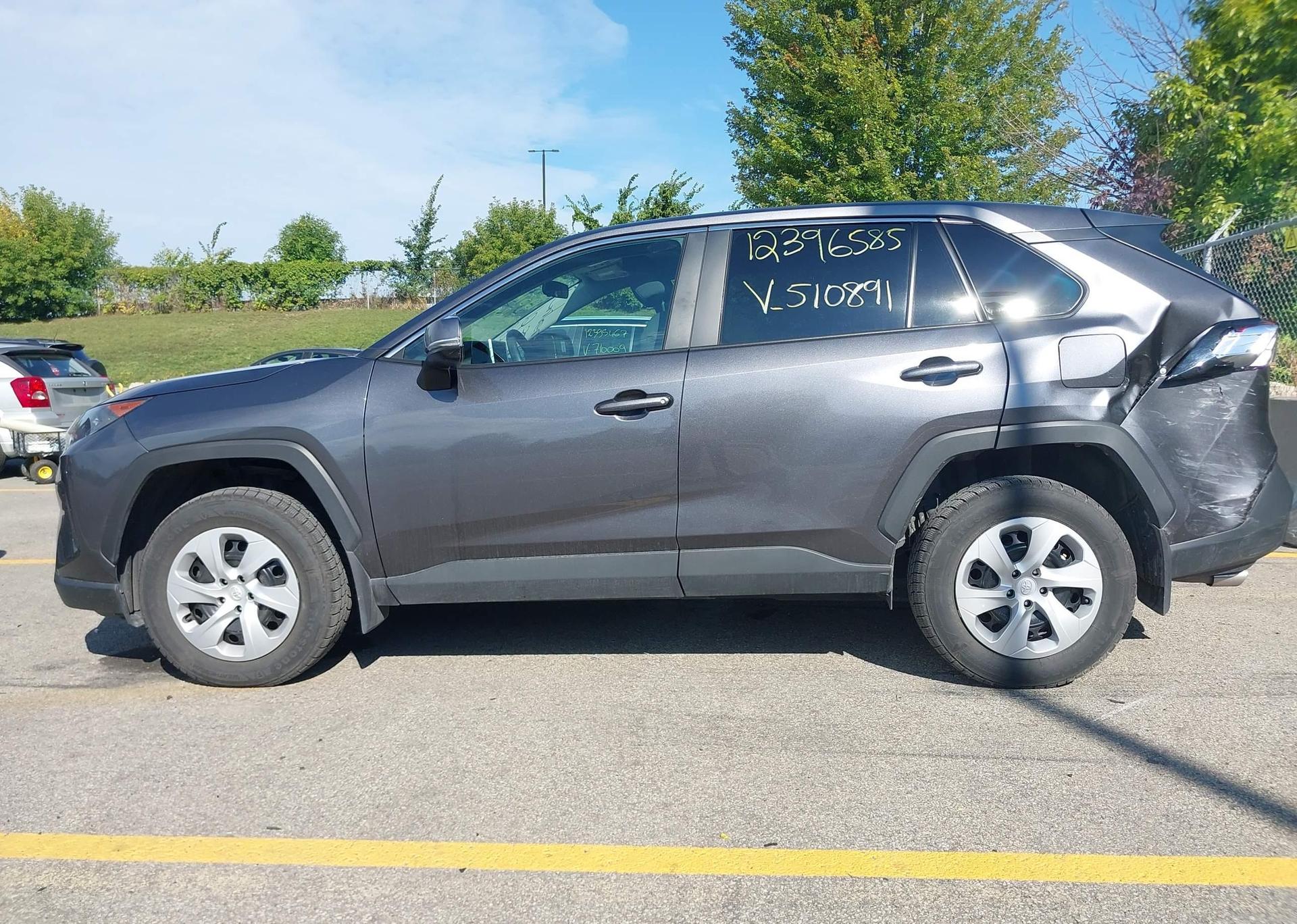 2025 TOYOTA RAV4 LE