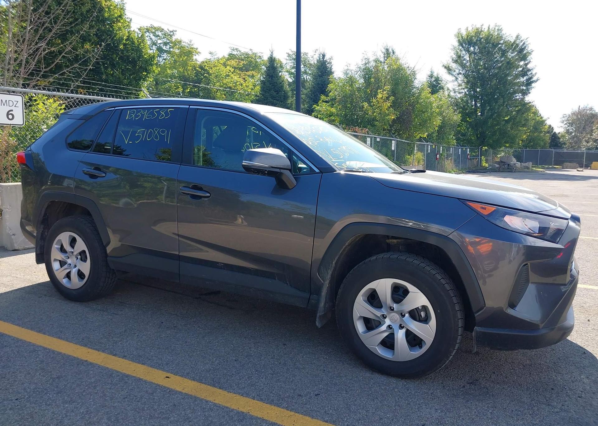 2025 TOYOTA RAV4 LE