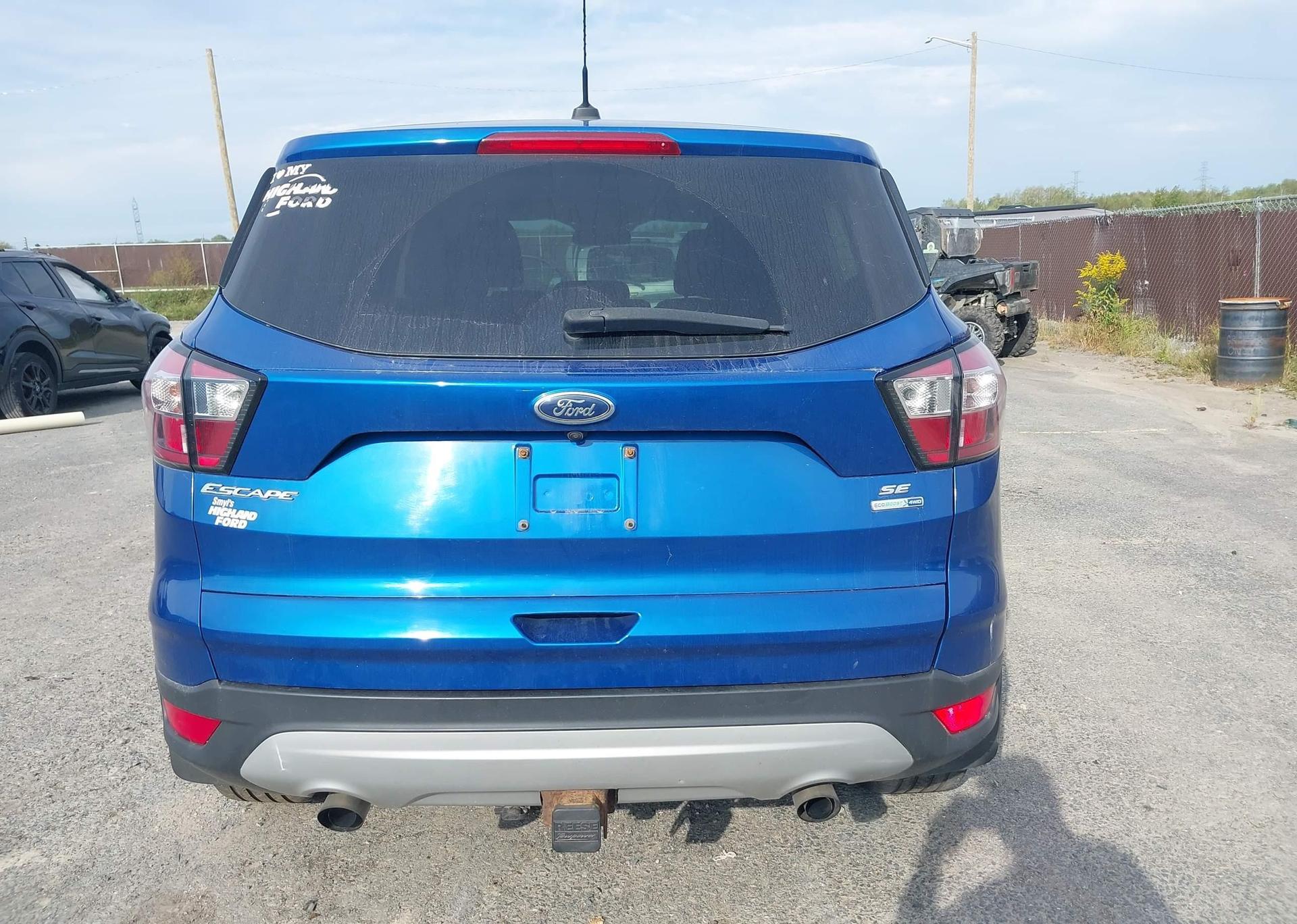 2017 FORD ESCAPE SE