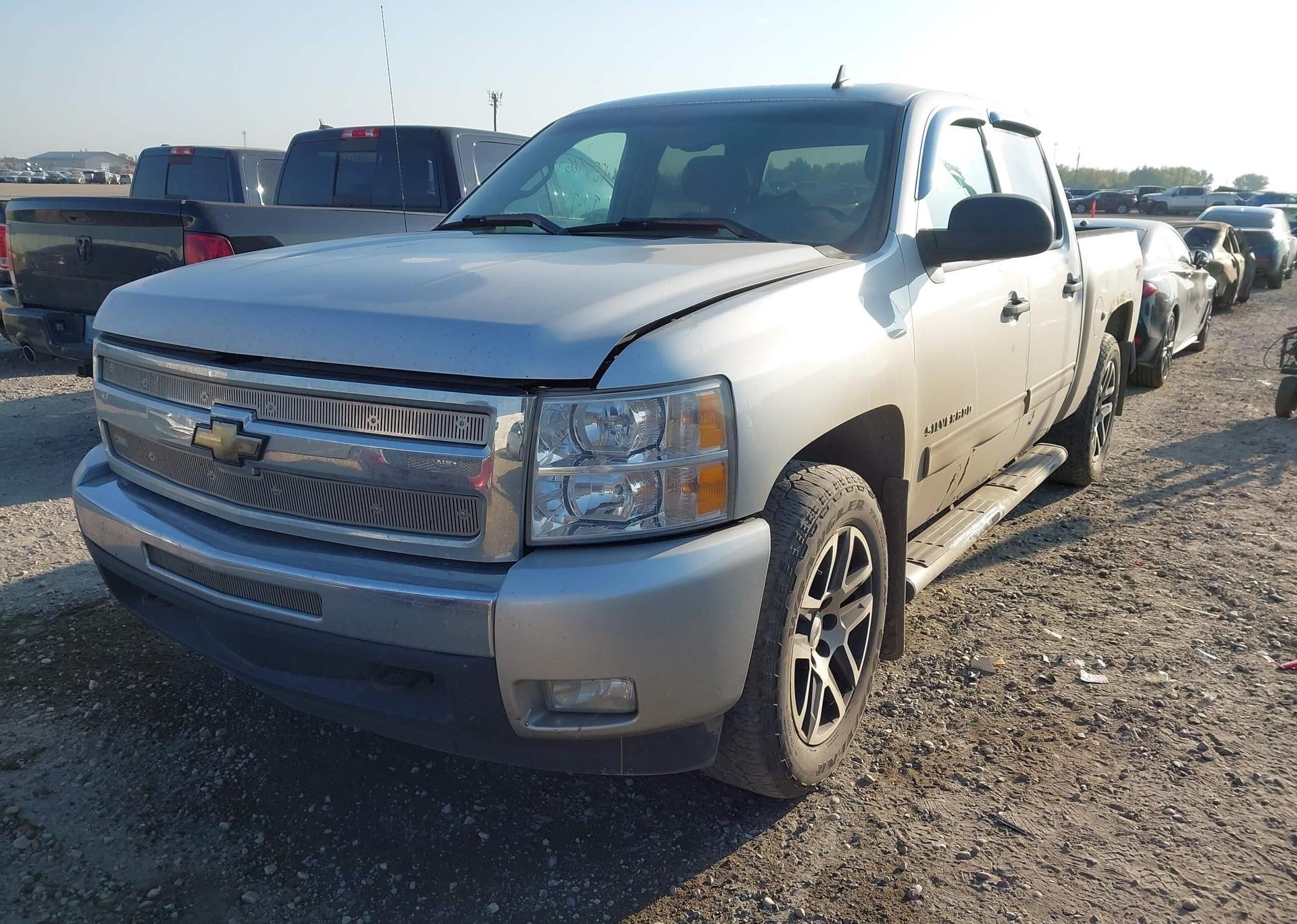 2011 CHEVROLET SILVERADO K1500 LT