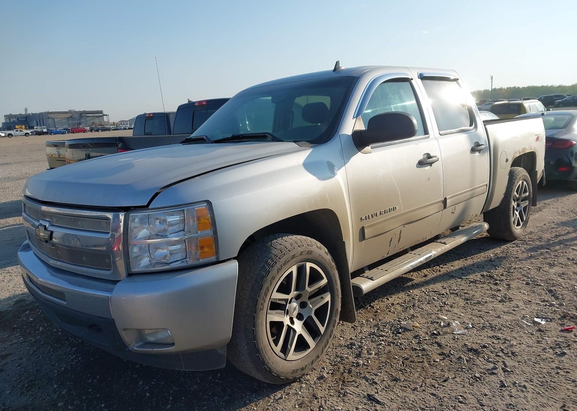 2011 CHEVROLET SILVERADO K1500 LT