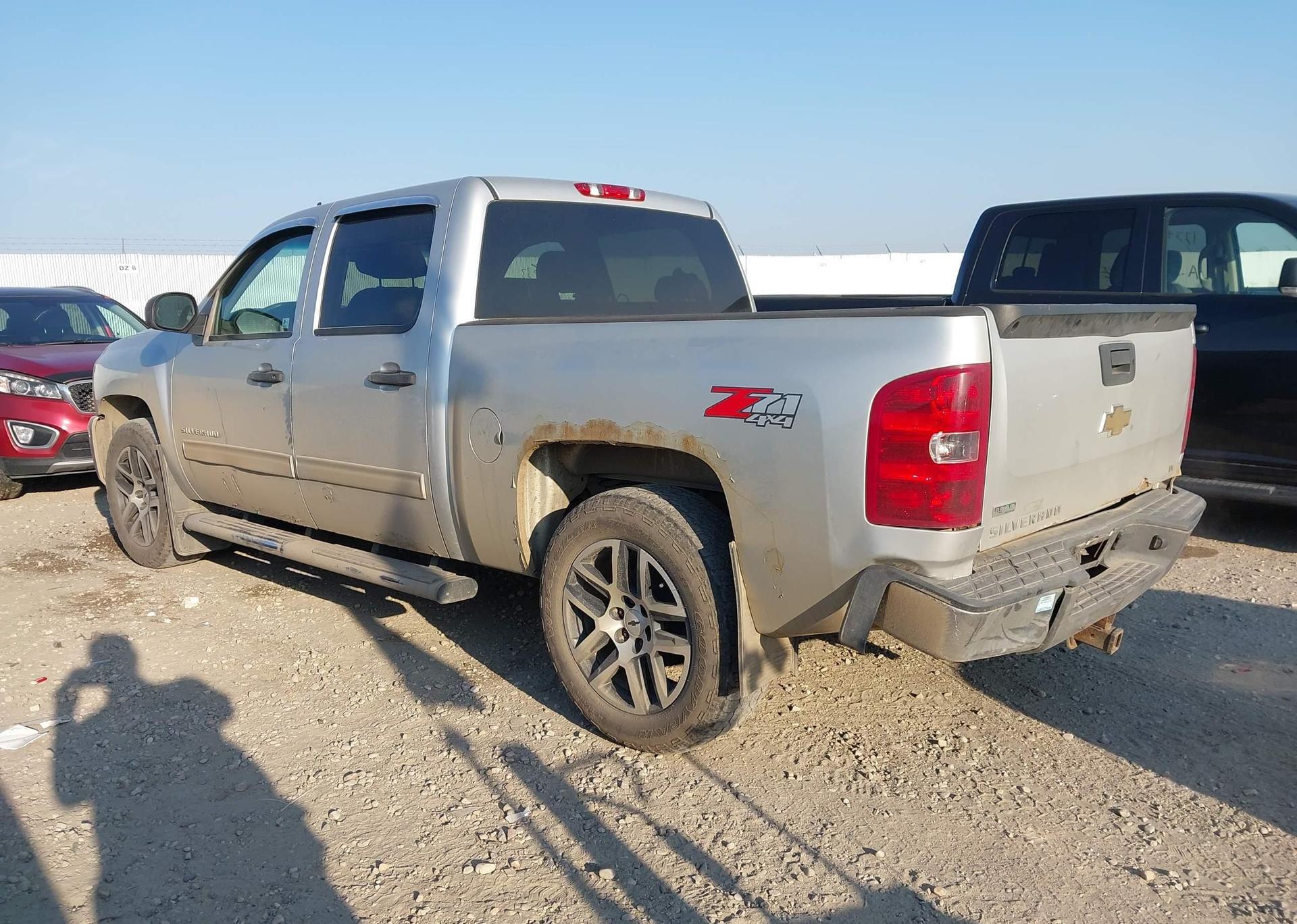 2011 CHEVROLET SILVERADO K1500 LT