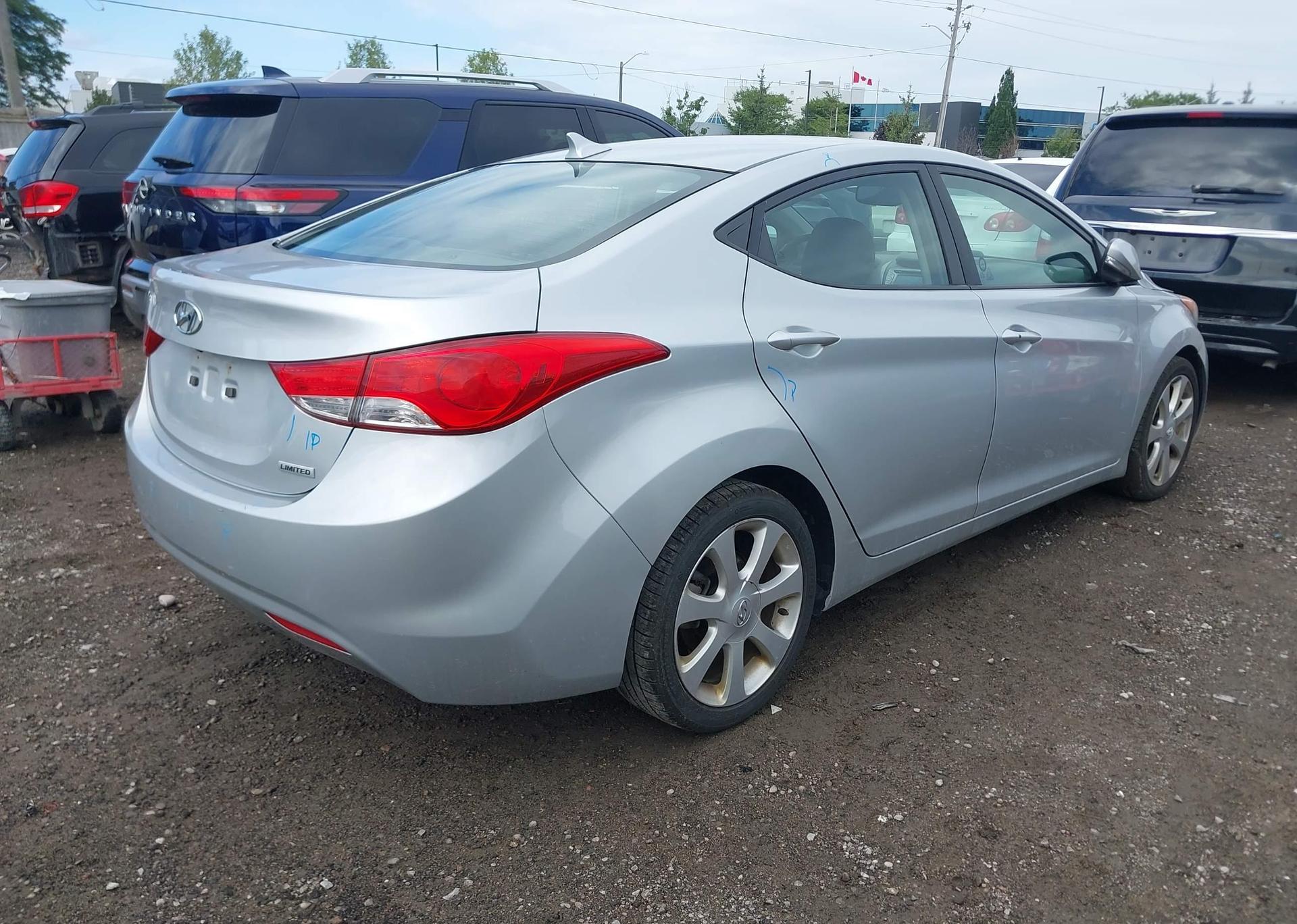 2013 HYUNDAI ELANTRA LIMITED