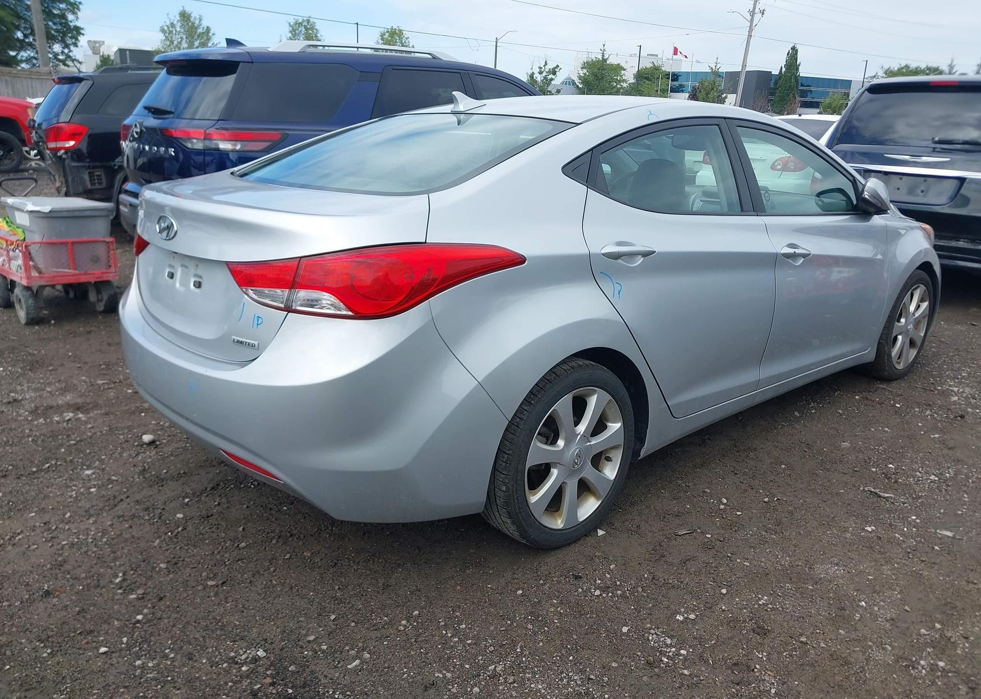 2013 HYUNDAI ELANTRA LIMITED