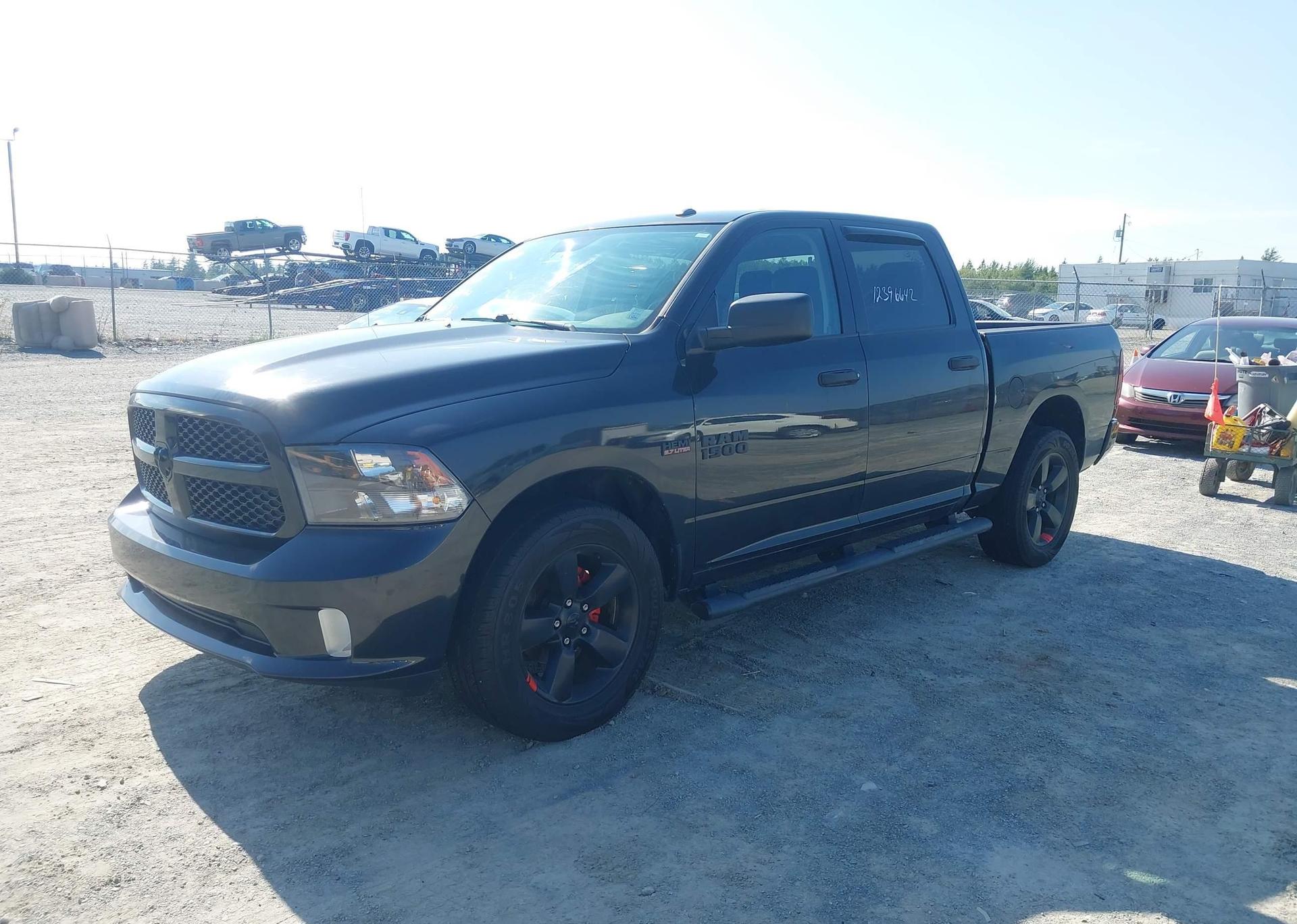 2016 RAM 1500 ST