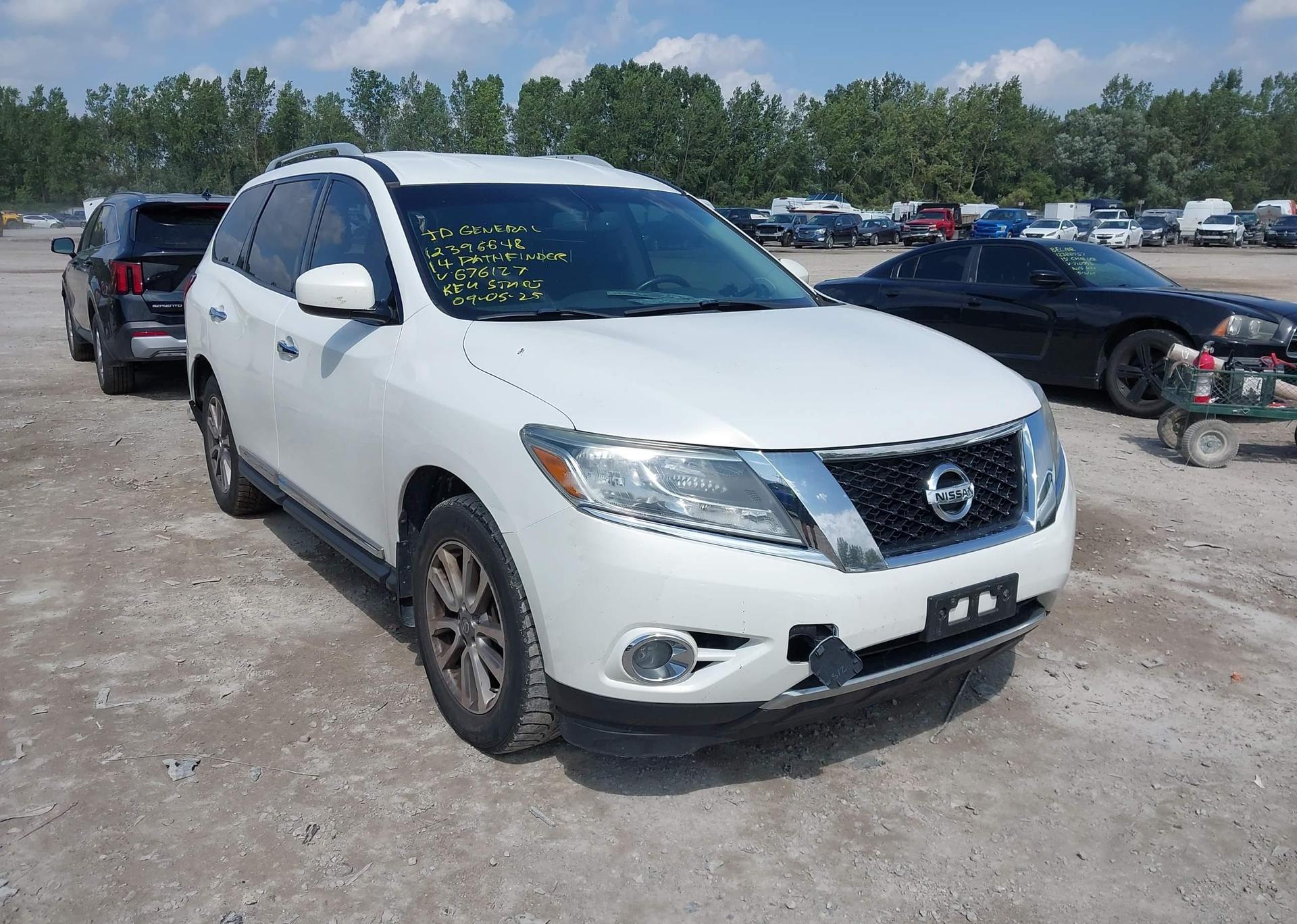 2014 NISSAN PATHFINDER PLATINUM