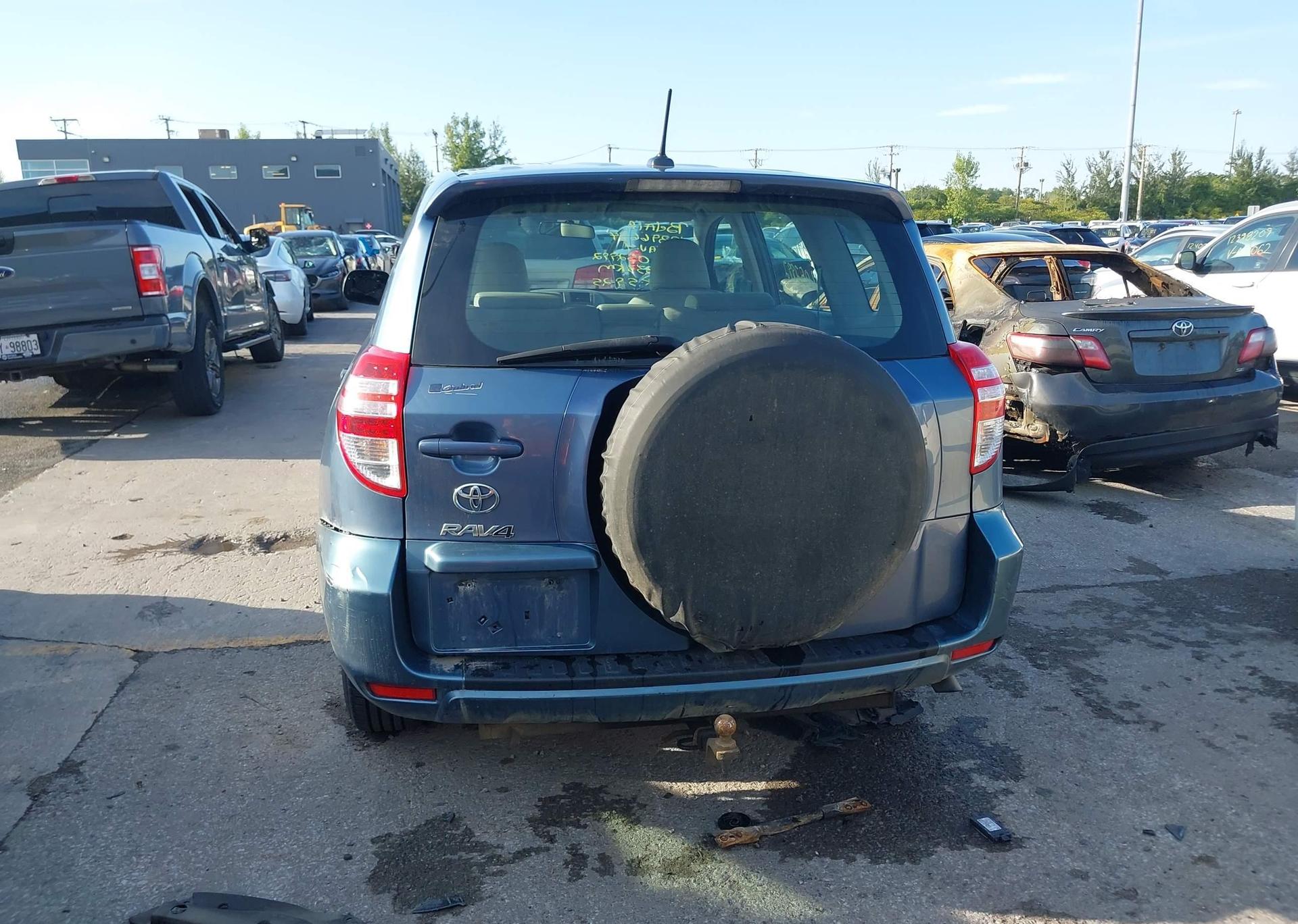 2011 TOYOTA RAV4