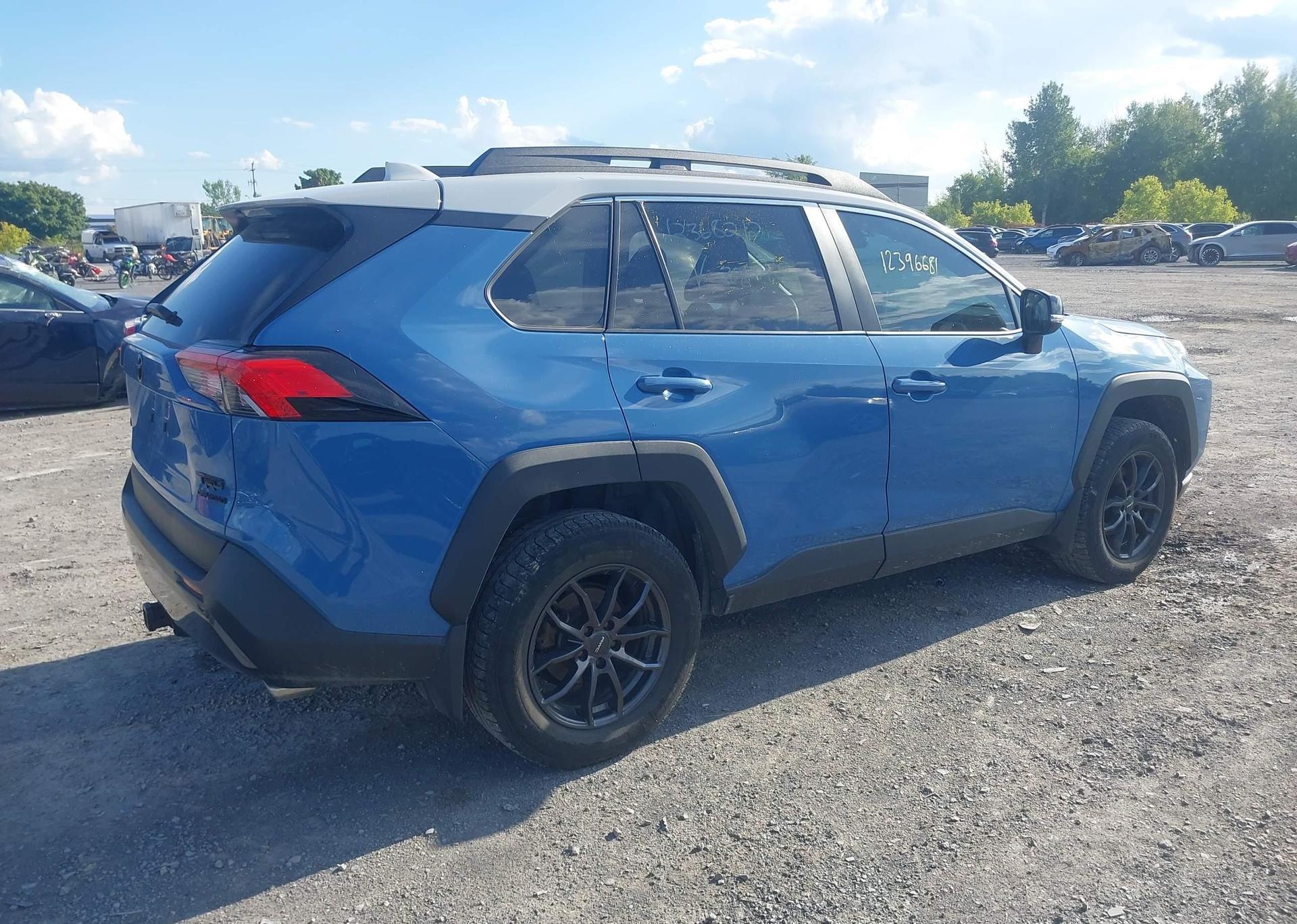 2022 TOYOTA RAV4