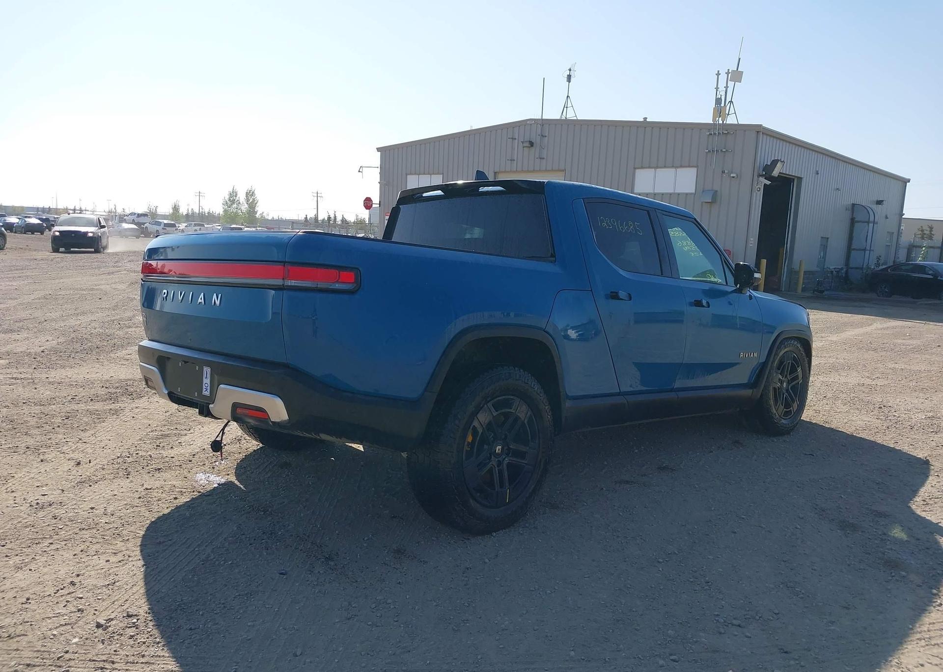 2023 RIVIAN R1T ADVENTURE