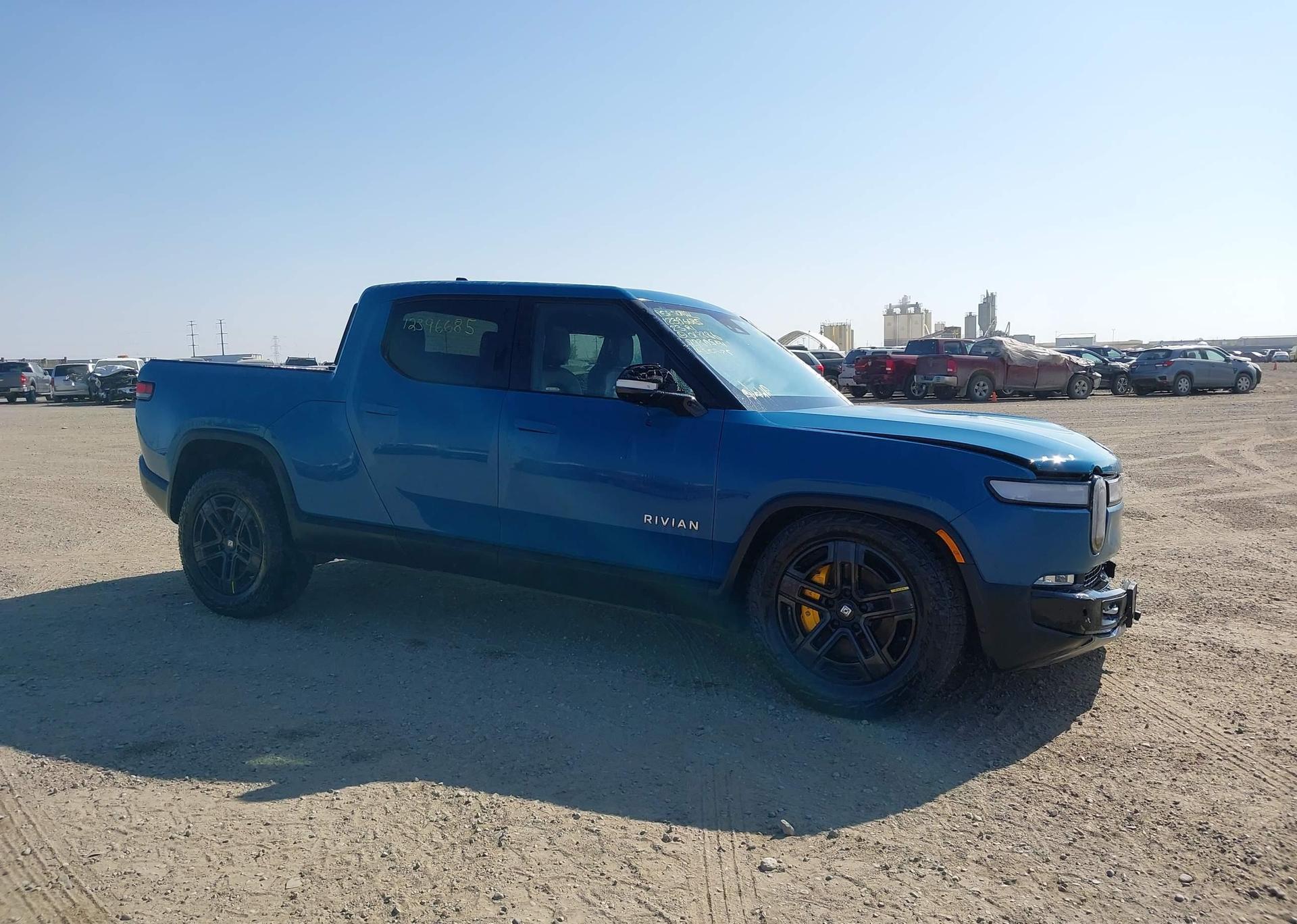 2023 RIVIAN R1T ADVENTURE