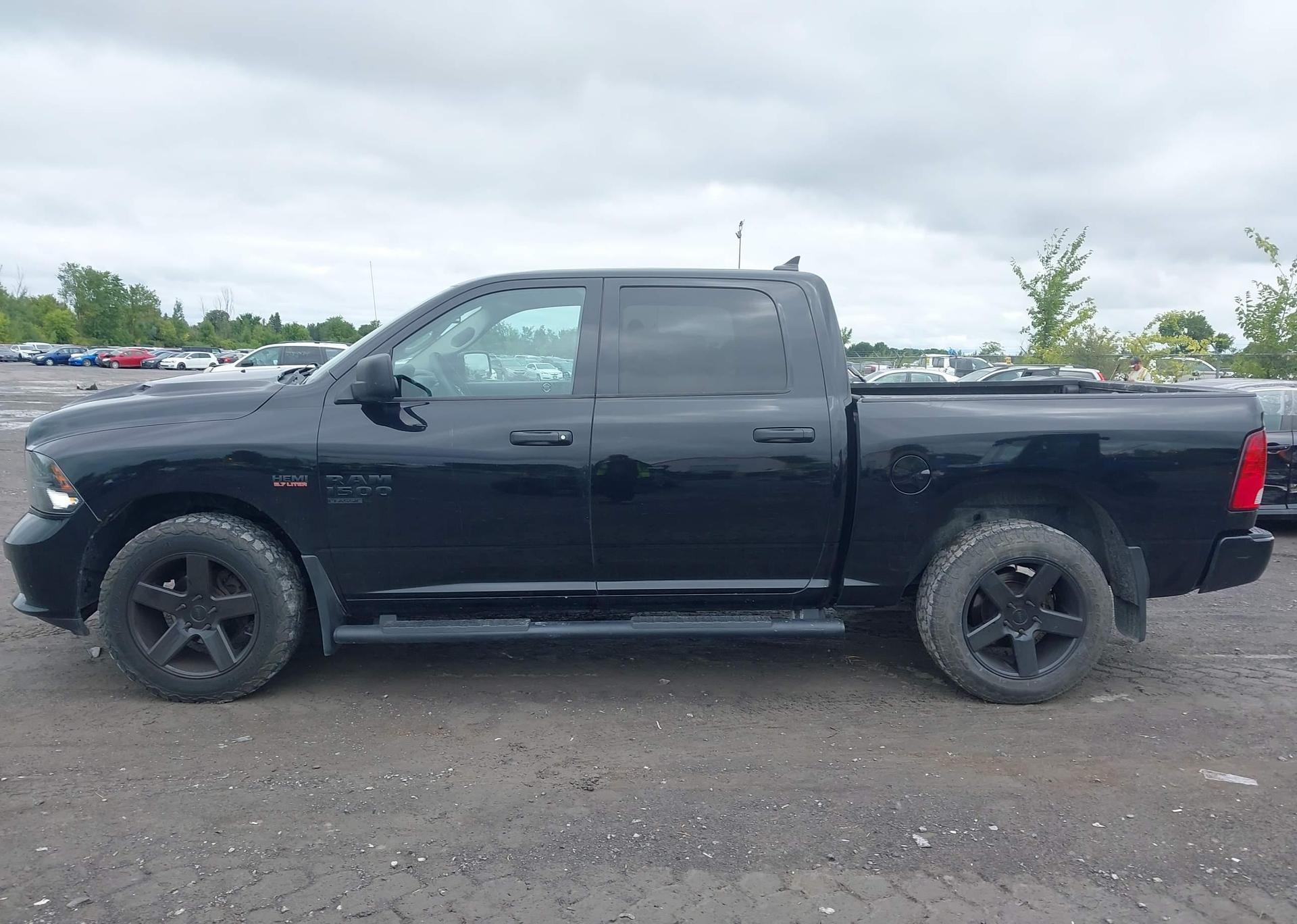 2019 RAM 1500 CLASSIC TRADESMAN