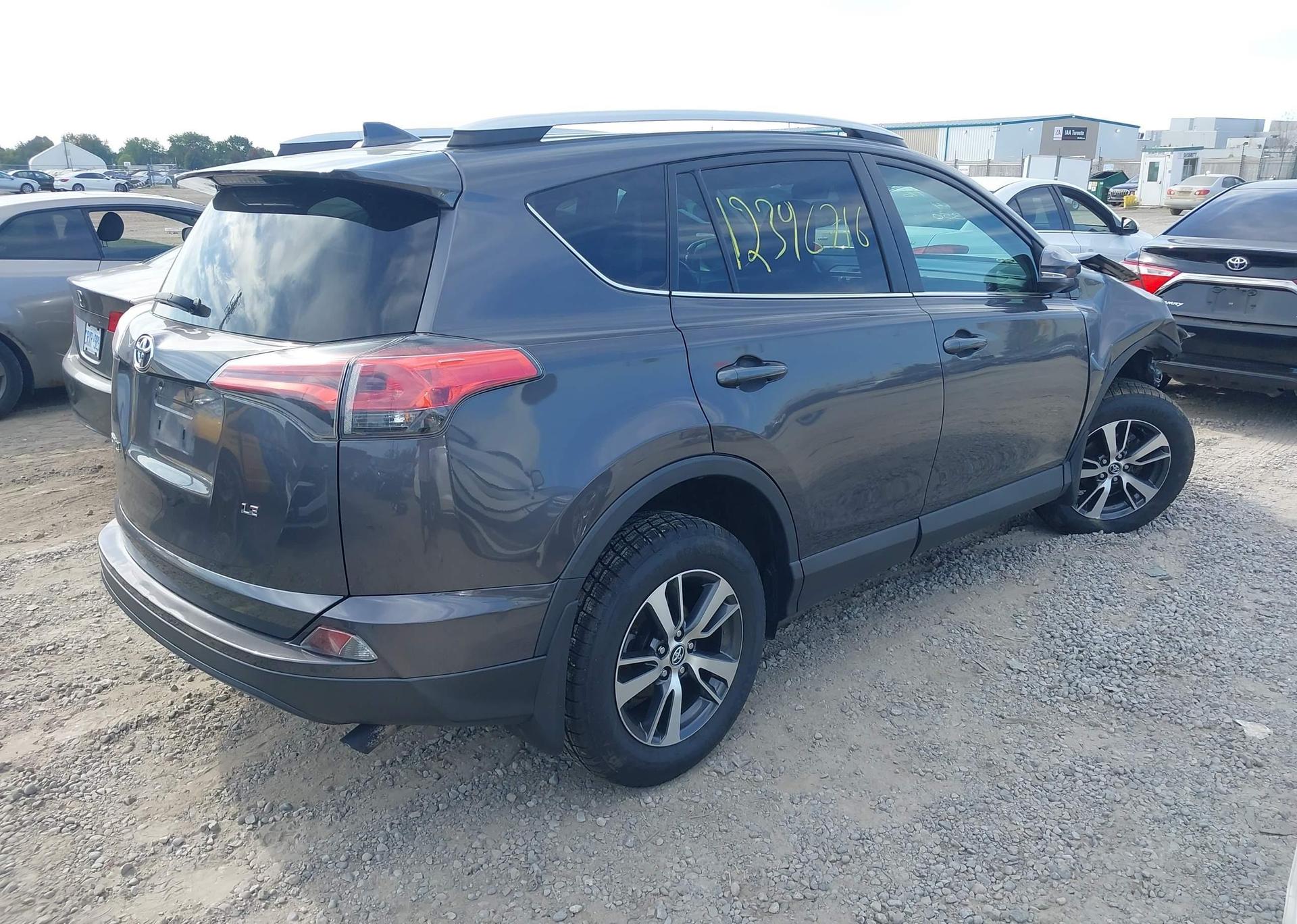 2016 TOYOTA RAV4 LE